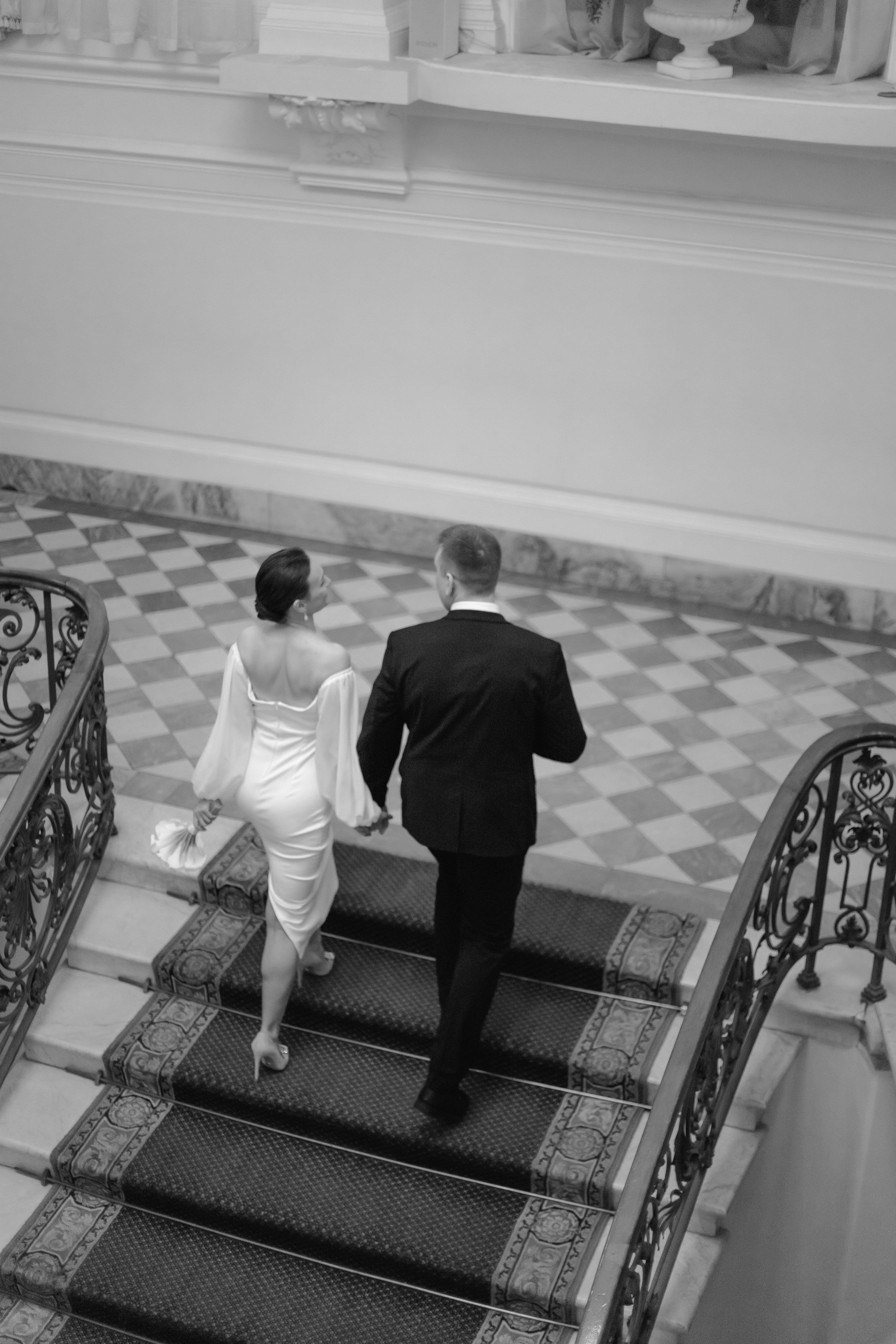 Зимняя свадьба в декабре в Санкт-Петербурге. Свадебный и семейный фотограф Арина Кулёва