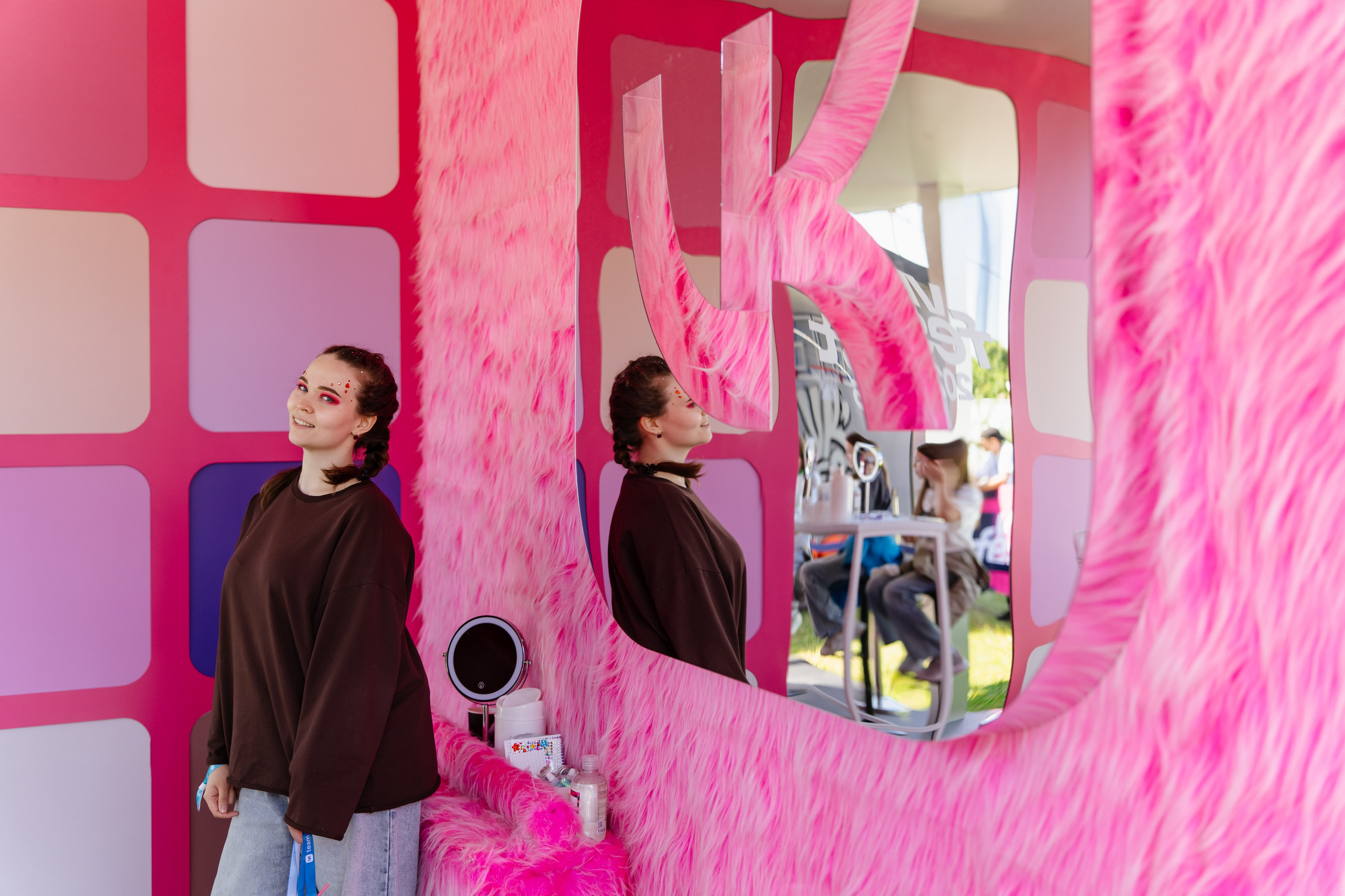 VK FEST Инфлюенсеры. Андрей Сухинин репортажный свадебный фотограф Санкт-Петербург