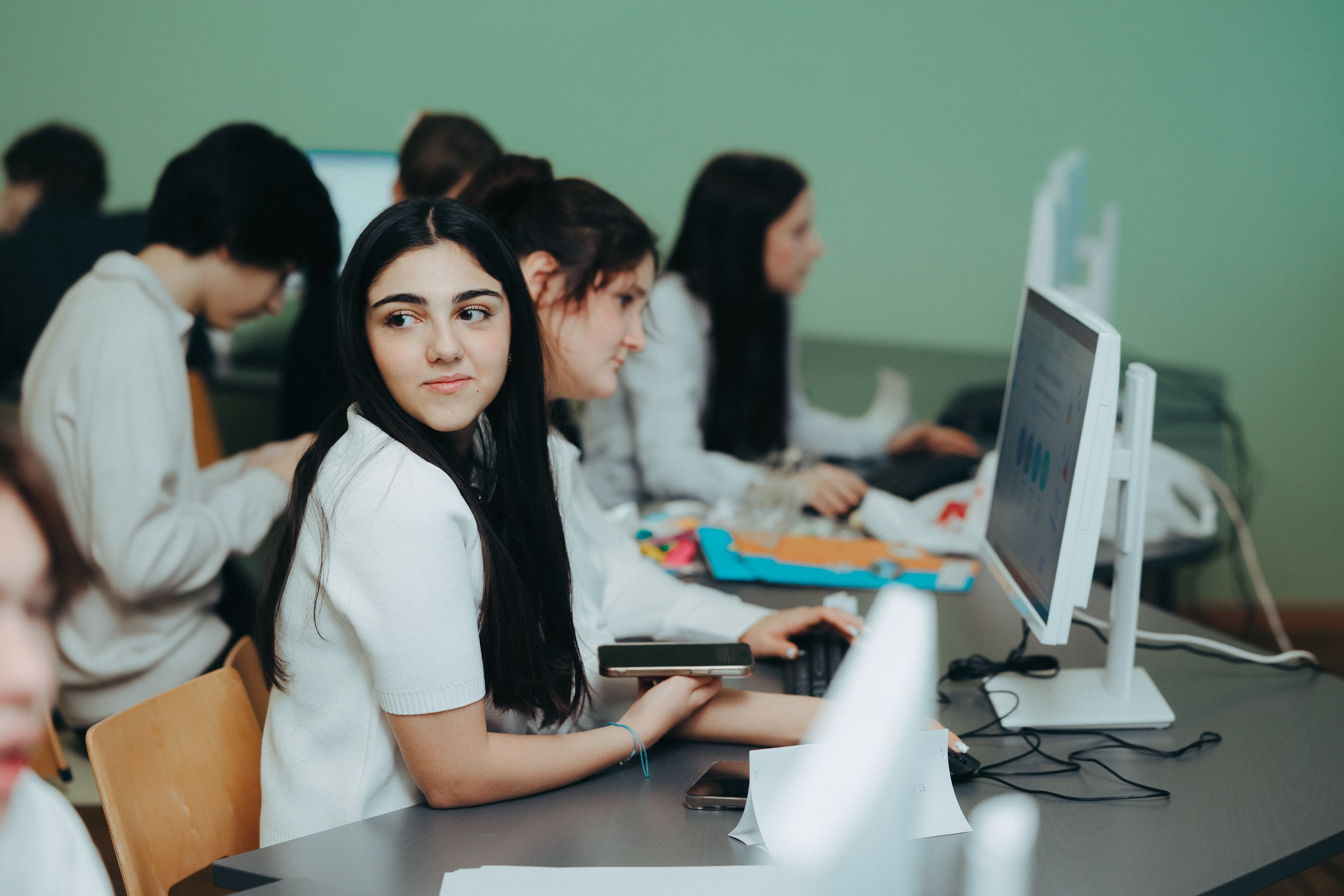 Атомный урок. Komonev