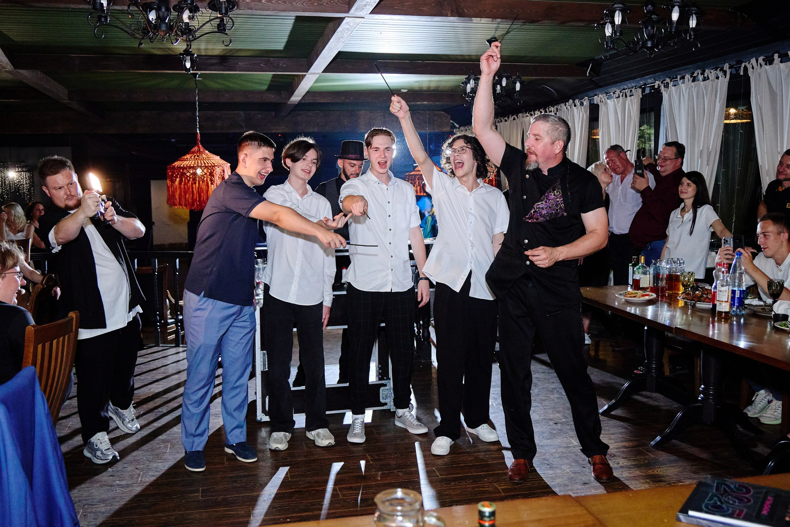 Выпускной 35 Сош. Фотограф Выпускные альбомы Таганрог Сергей Коробченко