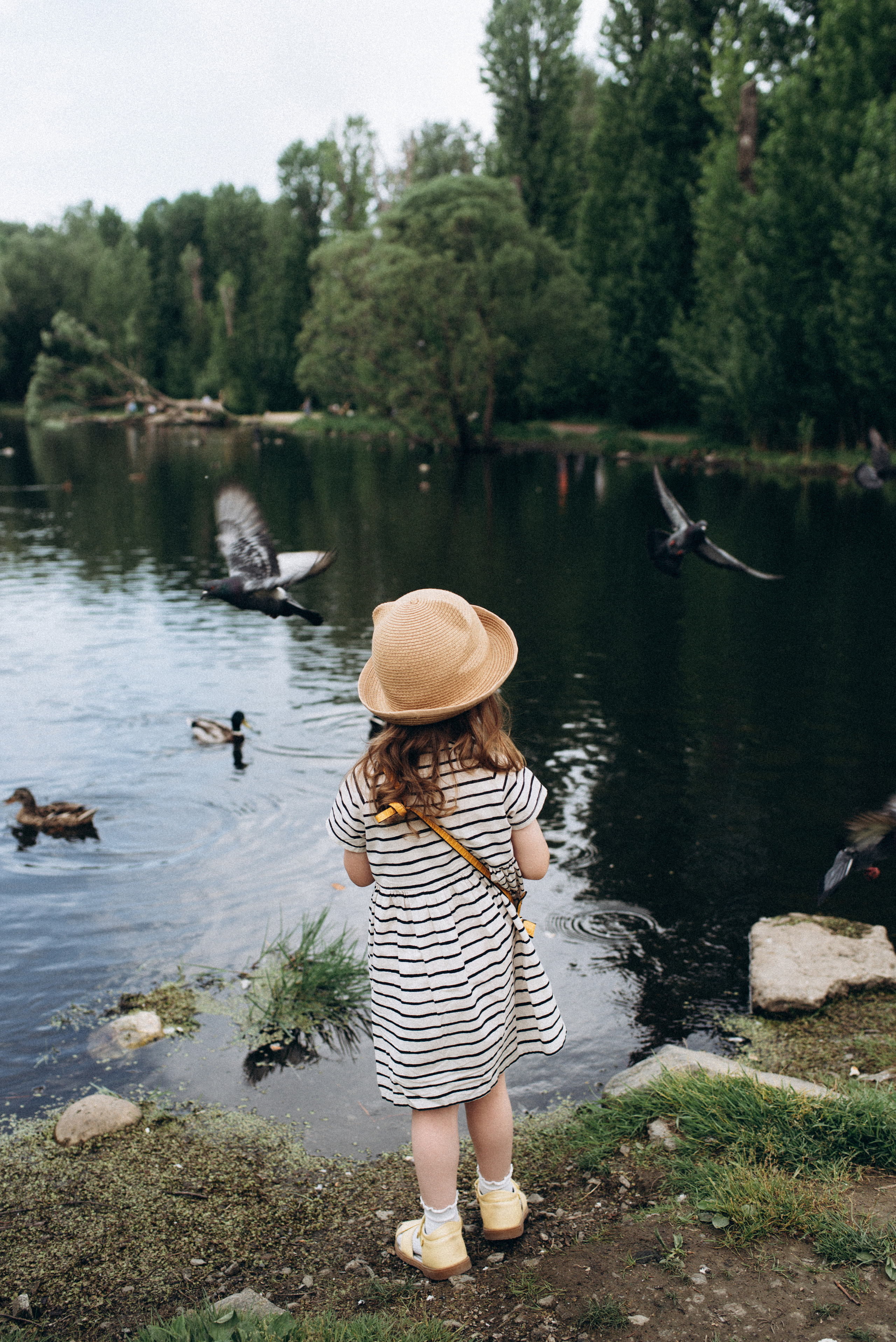Ева в парке. Семейный свадебный фотограф Екатеринбург Первоуральск Шарнина Алёна
