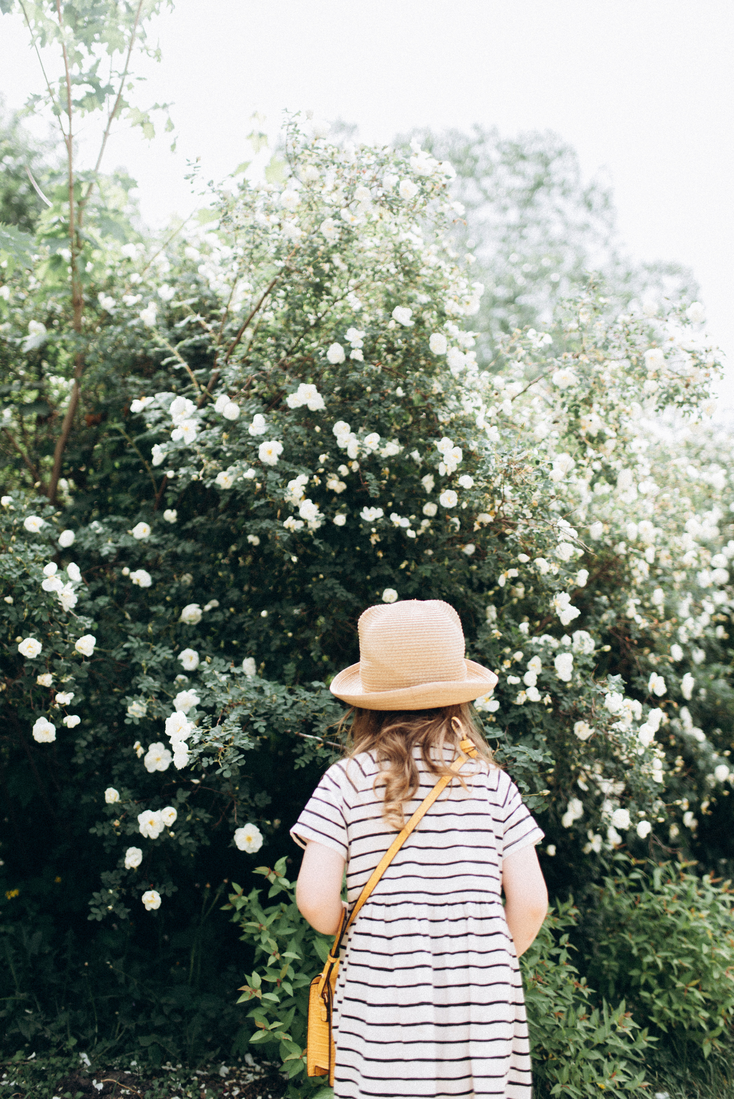 Ева в парке. Семейный свадебный фотограф Екатеринбург Первоуральск Шарнина Алёна