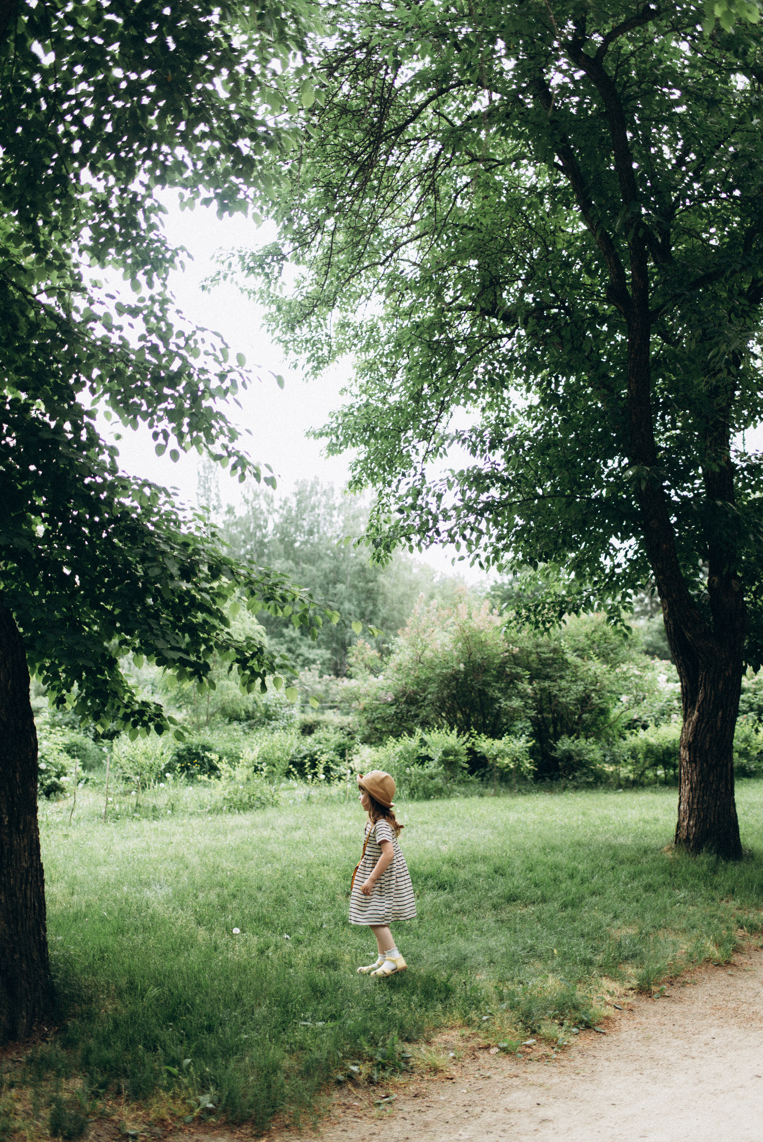Ева в парке. Семейный свадебный фотограф Екатеринбург Первоуральск Шарнина Алёна