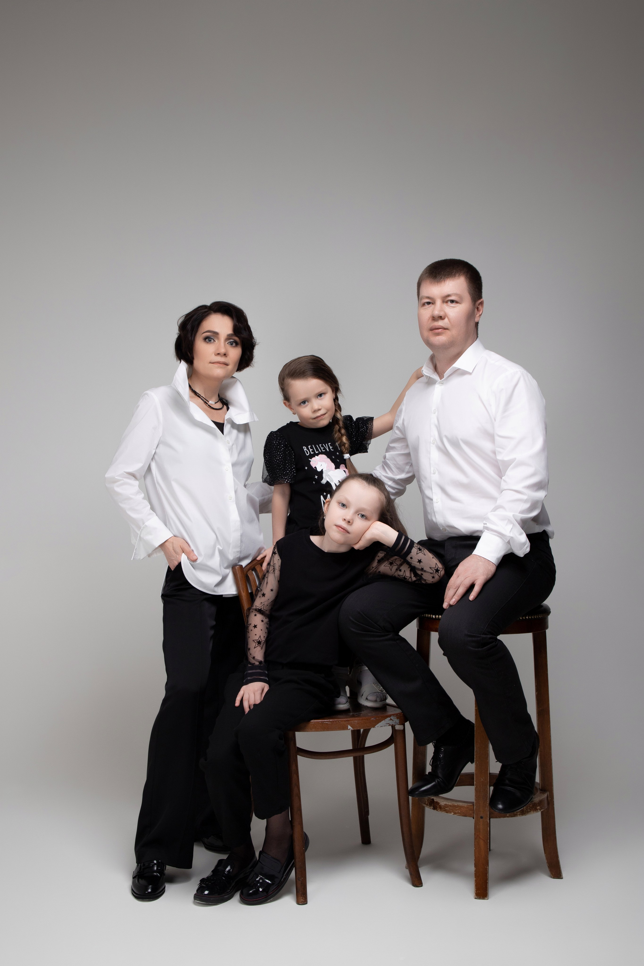 Алексей, Елена, Кристина и Арина. Фотограф Денис Лесковский (Тюмень)