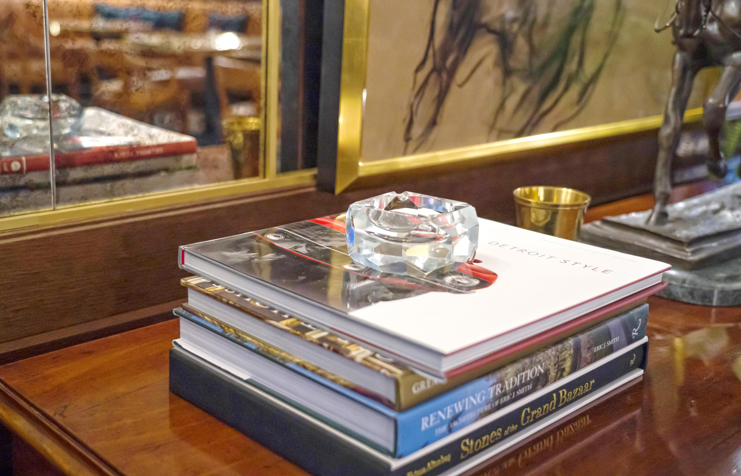 Интерьер бара ресторана. Фотограф в Санкт-Петербурге. Репортажная и все съёмки для бизнеса