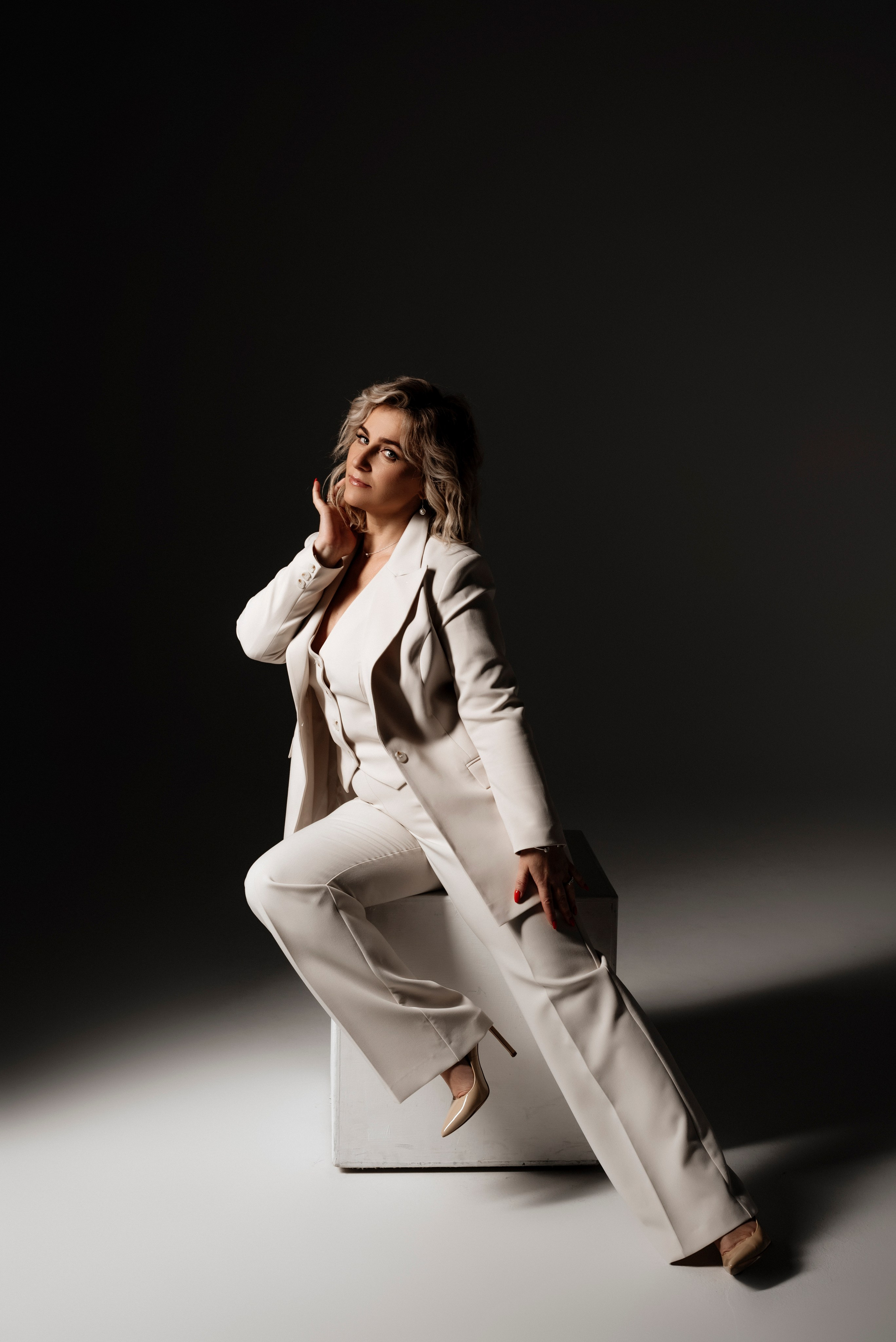 Студийная на циклораме. Фотограф Алексин, Тула