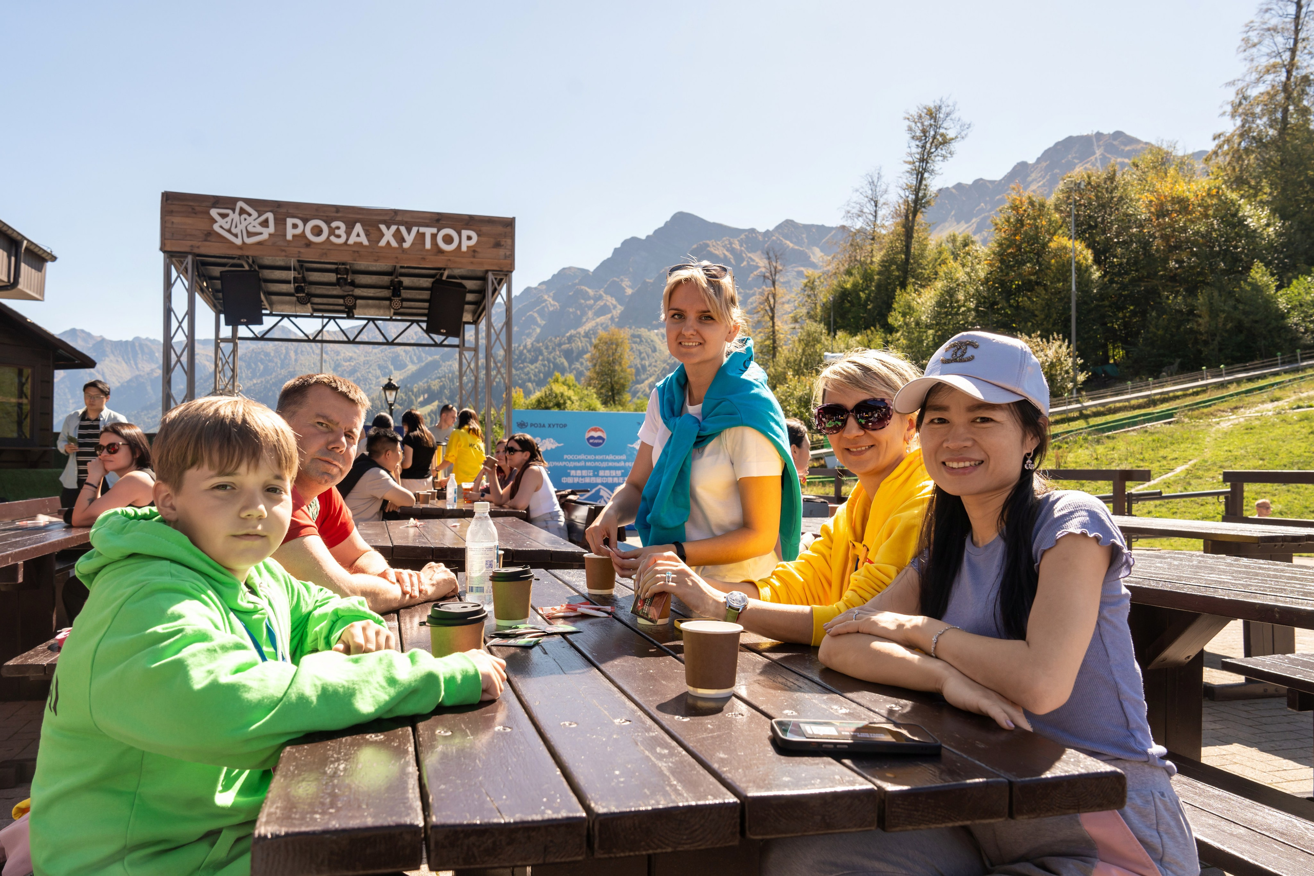 ChinaRosaFest 2024. Репортажный фотограф в Красной Поляне и Сочи Павлюченко Екатерина