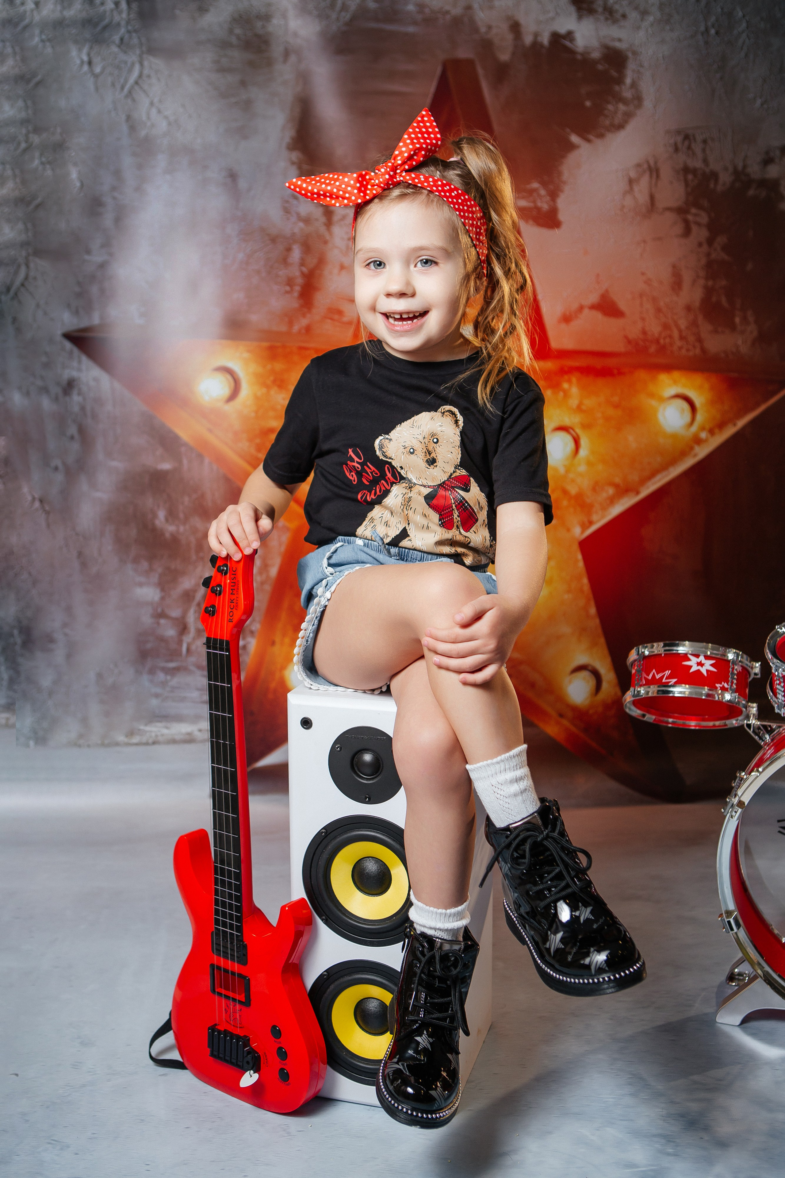 Рок-Звезда. Фото дети. Выпускные альбомы Нижний Тагил