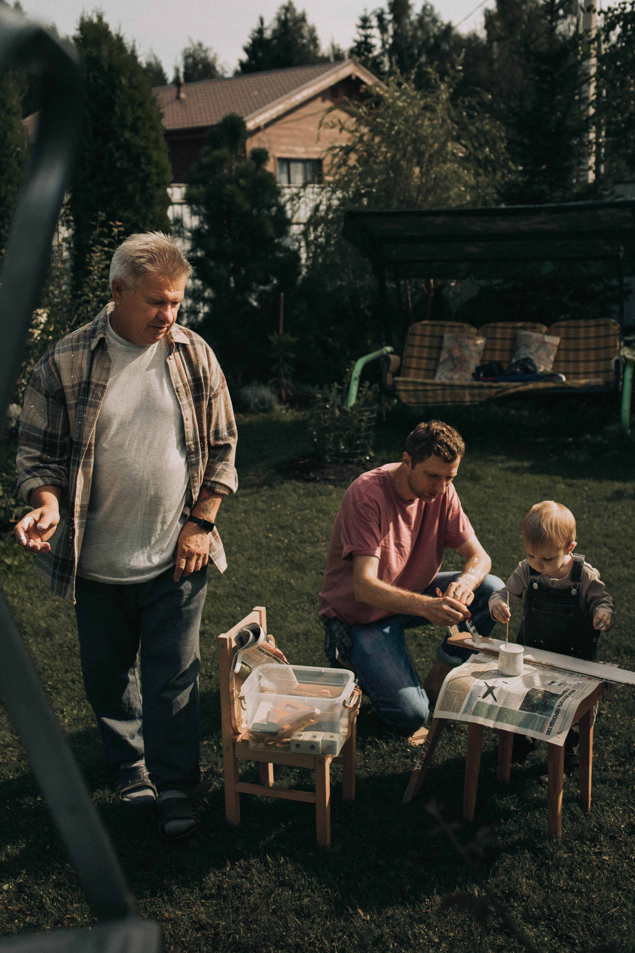 Стройка с дедом. Фотограф lifestylе в Москве Пшеничная Анастасия