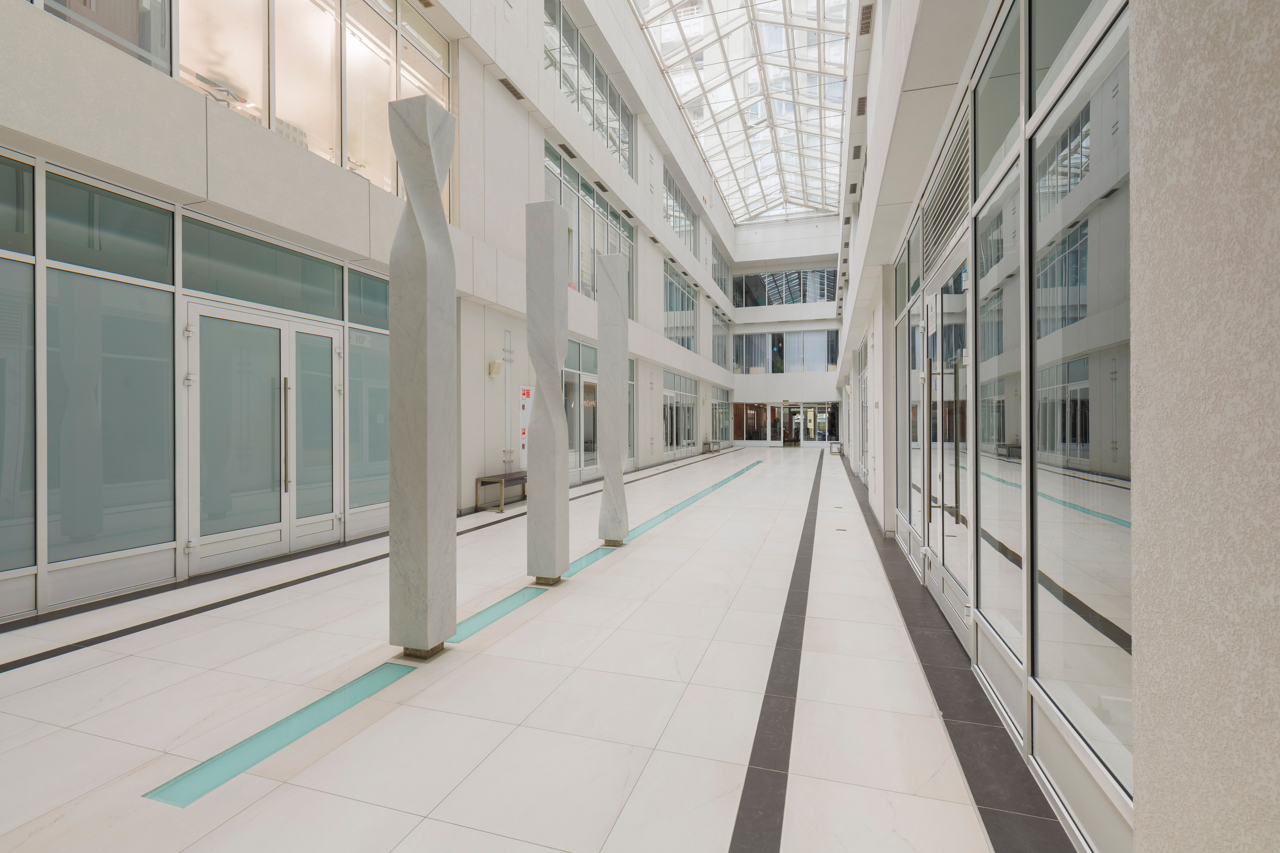 Коммерческая недвижимость. Фотограф интерьера, мебели и портрета в Санкт-Петербурге