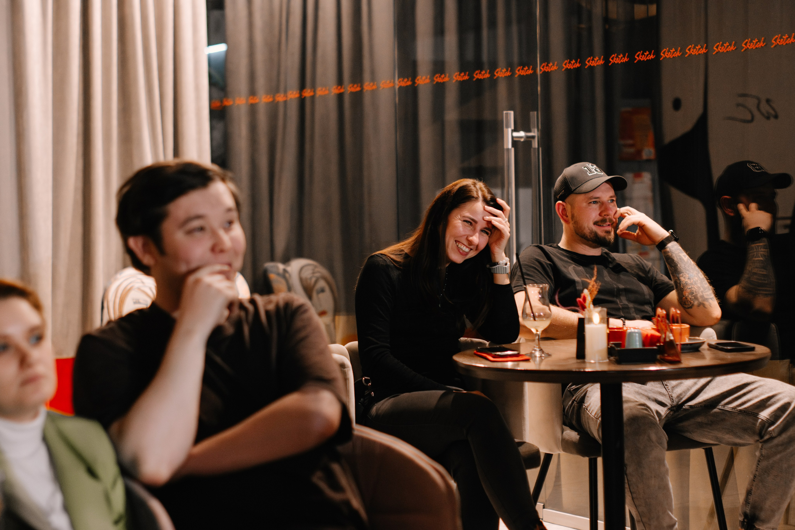 StandUp с Наташей Красновой. 1 апреля в Sketch. Фотограф в Челябинске Любовь Денисенко