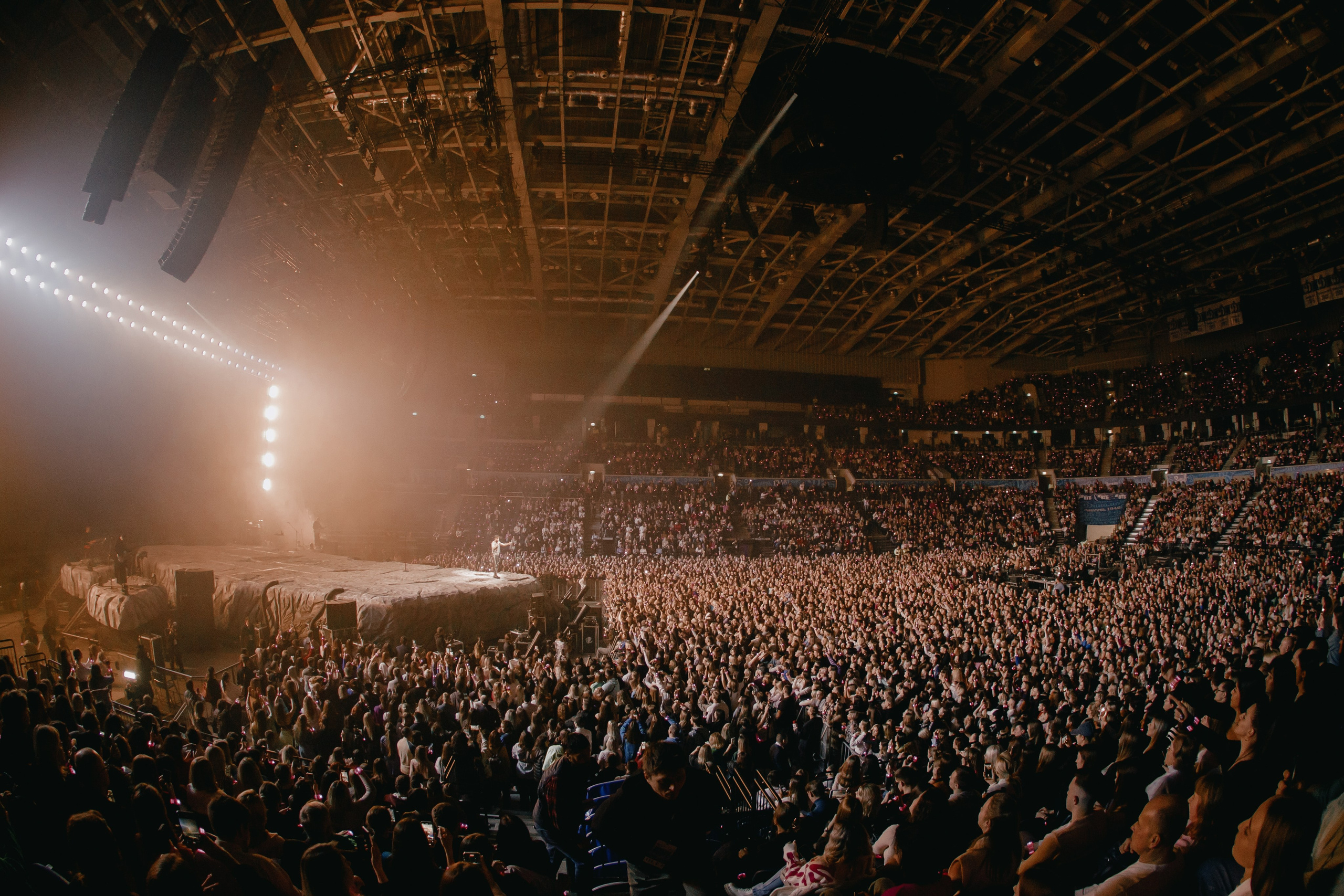 Концерт JONY. Фотограф в Москве