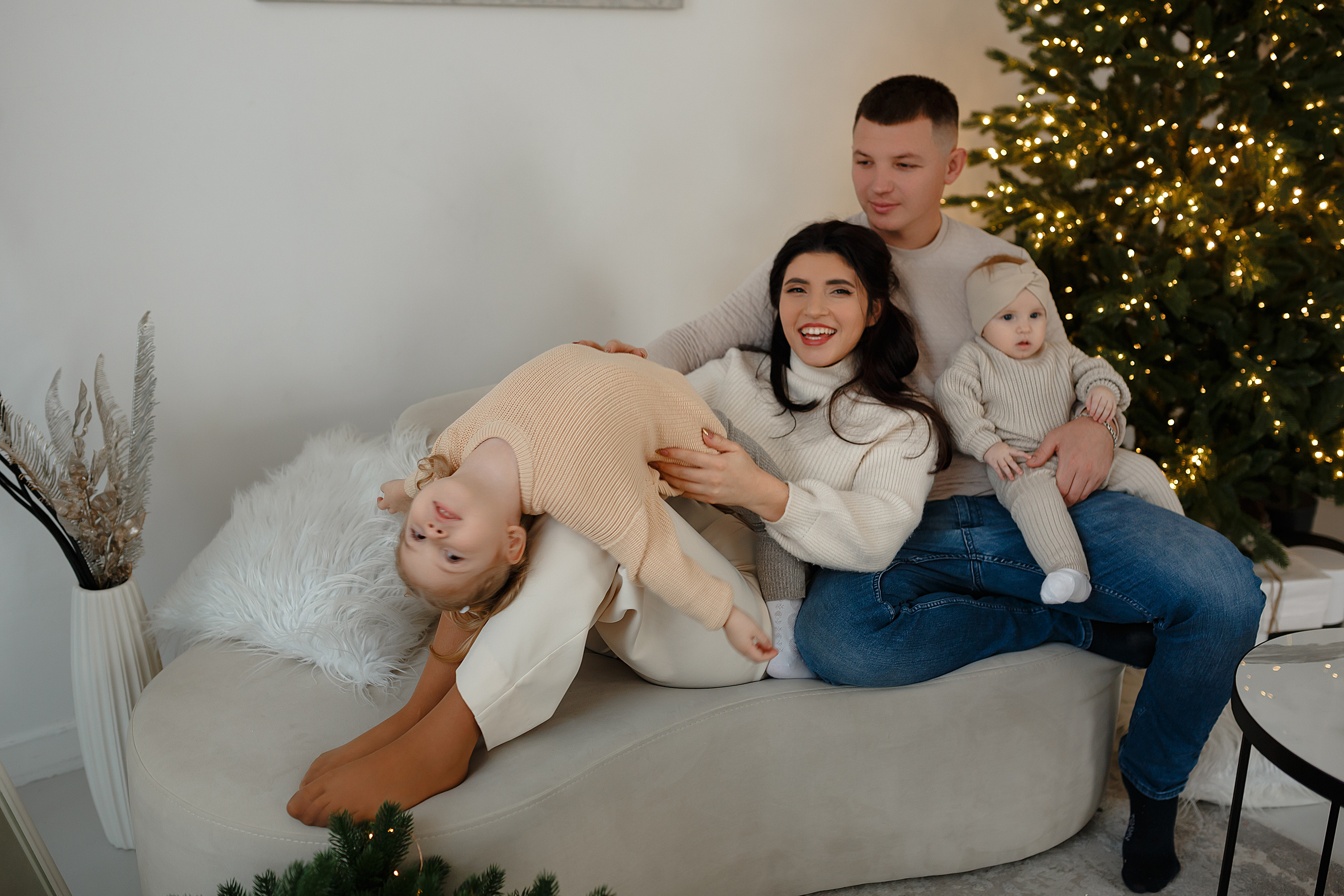 Эля, Руслан, Эмилия и Самира. Портретный фотограф в Симферополе Екатерина Аляпина