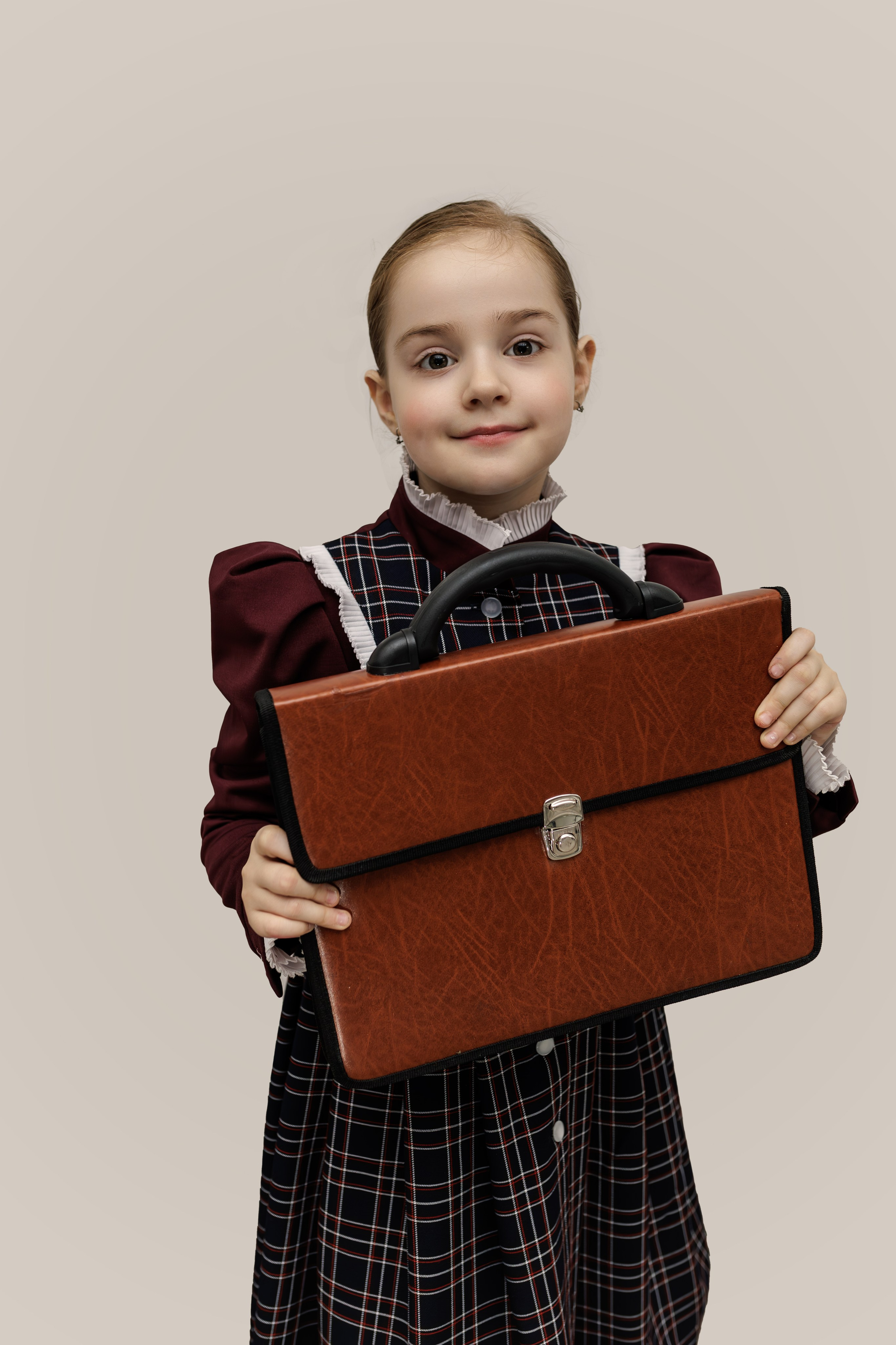 Гимназистки. Фотограф Марина Кушпилева. Омск, Москва