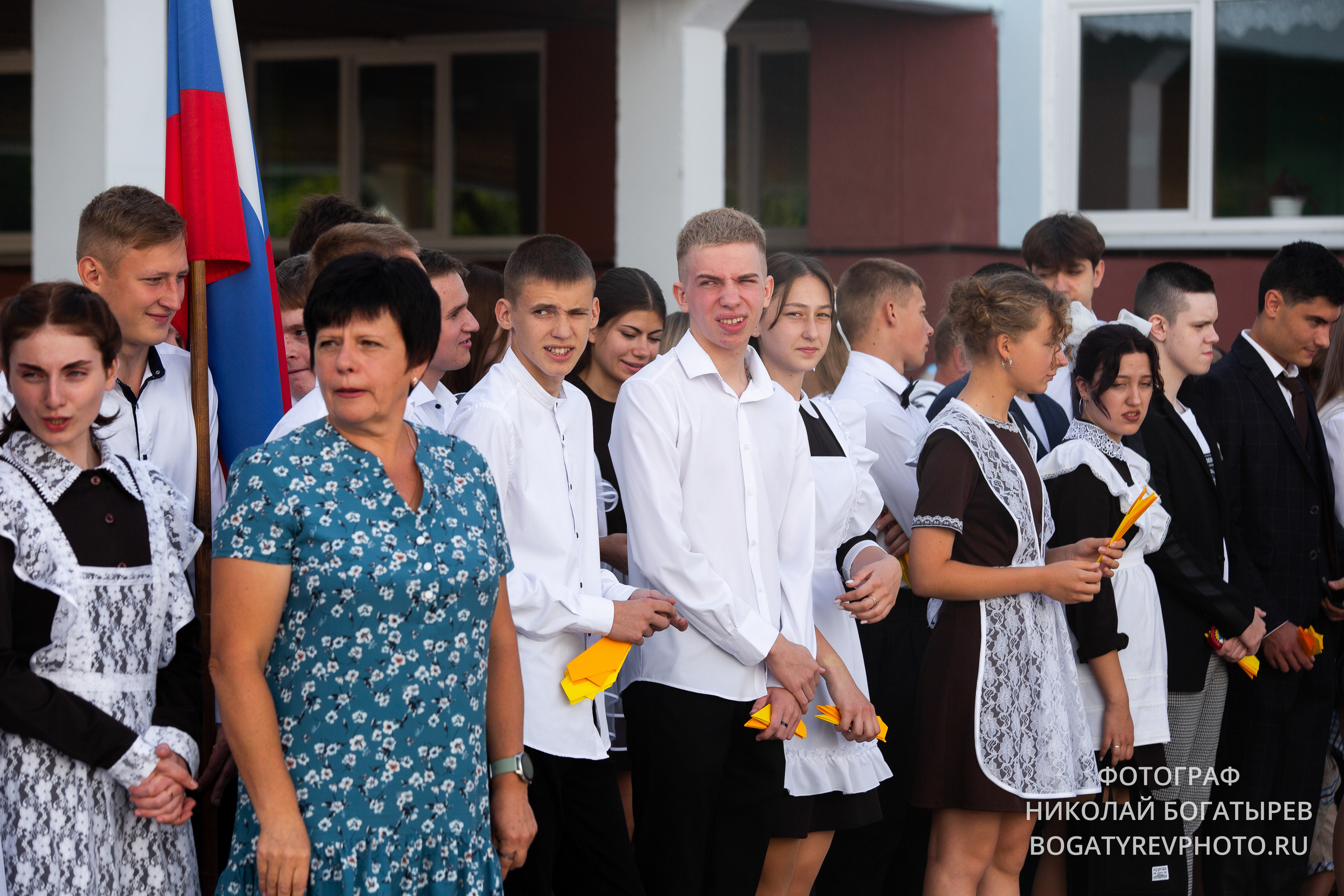 «1 Сентября " 9 школа. Профессиональный фотограф в Мценске и Орловской области