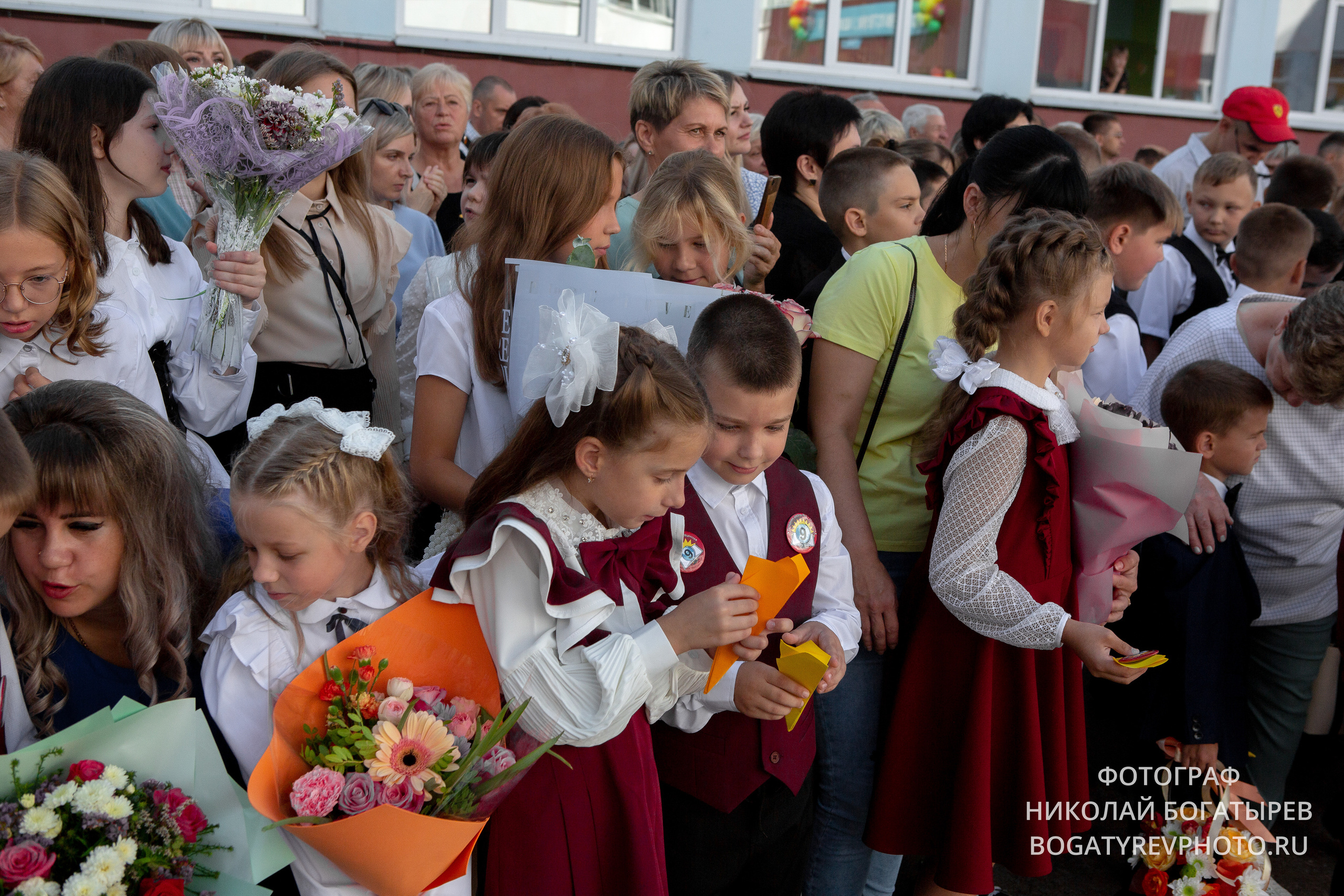«1 Сентября " 9 школа. Профессиональный фотограф в Мценске и Орловской области