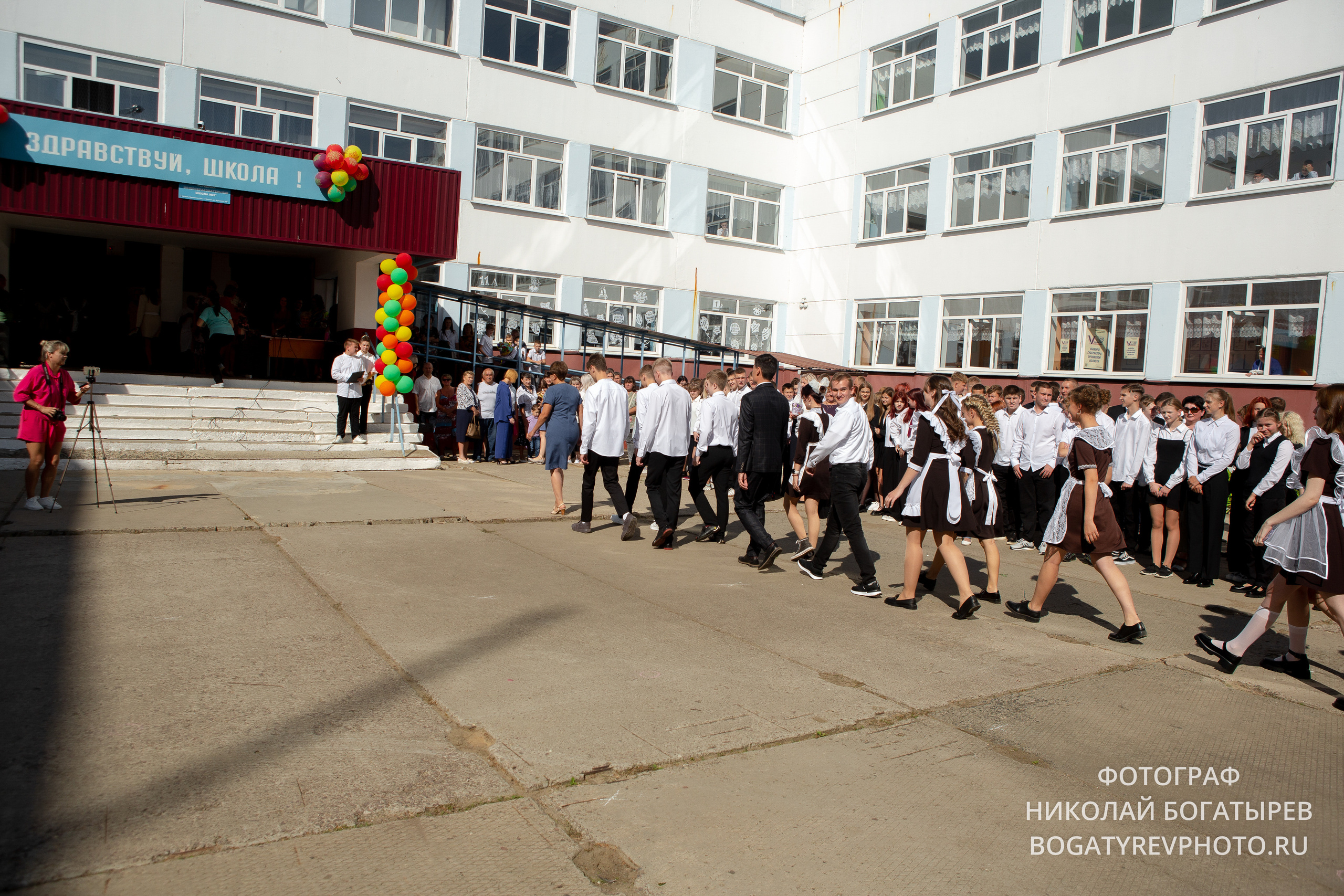«1 Сентября " 9 школа. Профессиональный фотограф в Мценске и Орловской области