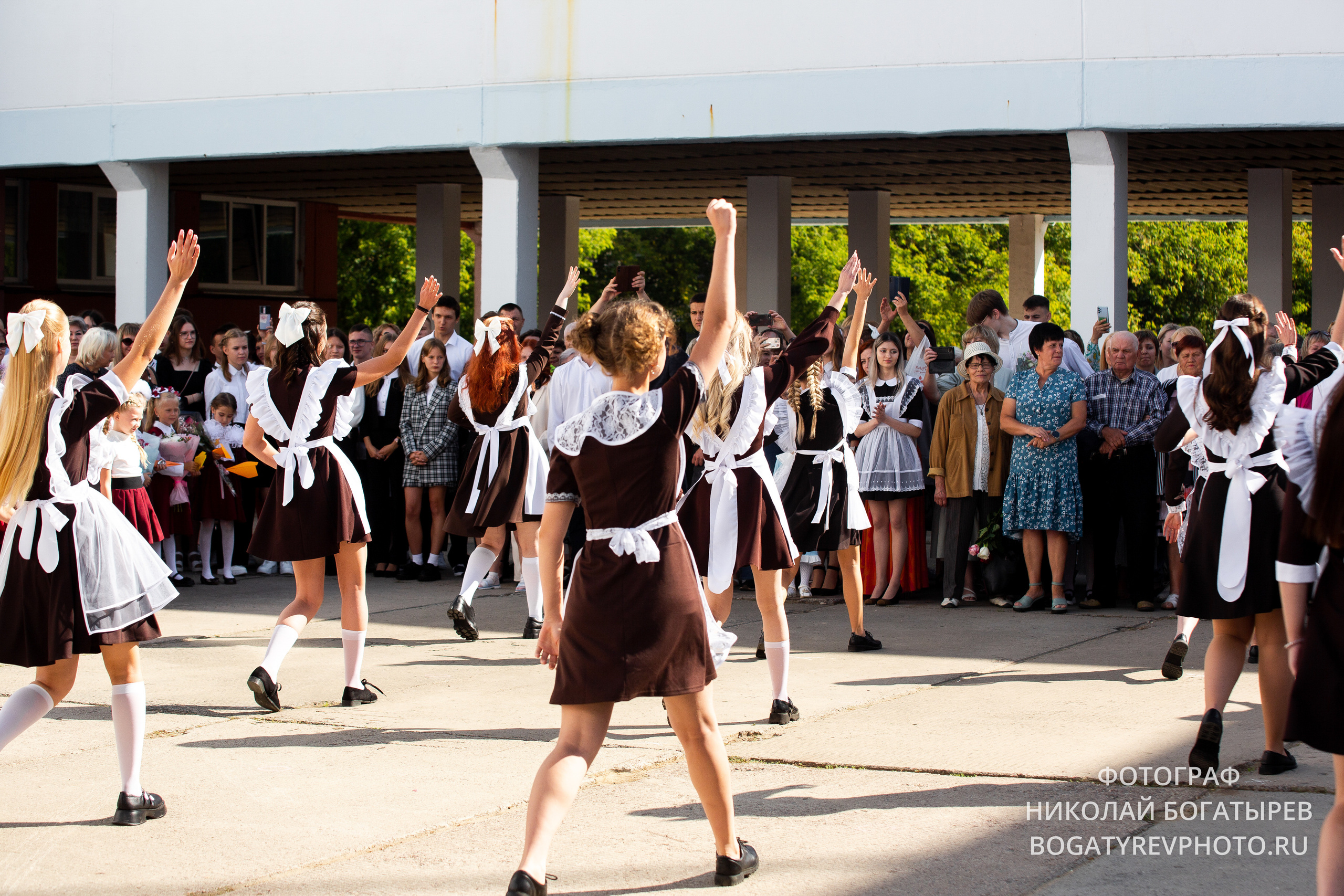 «1 Сентября " 9 школа. Профессиональный фотограф в Мценске и Орловской области