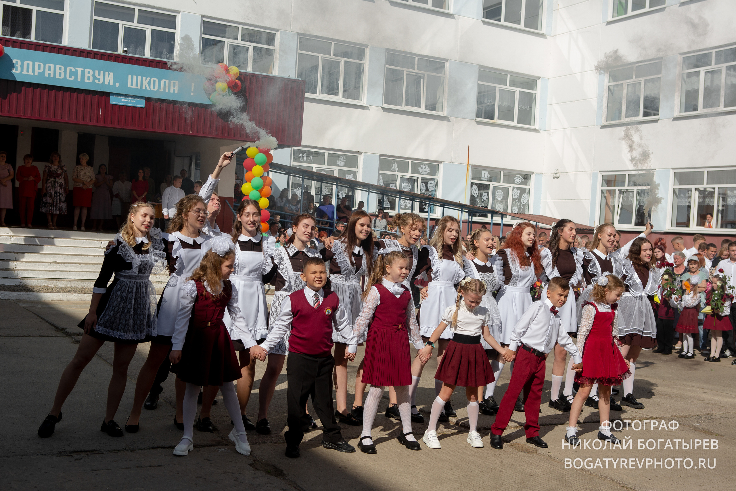 «1 Сентября " 9 школа. Профессиональный фотограф в Мценске и Орловской области