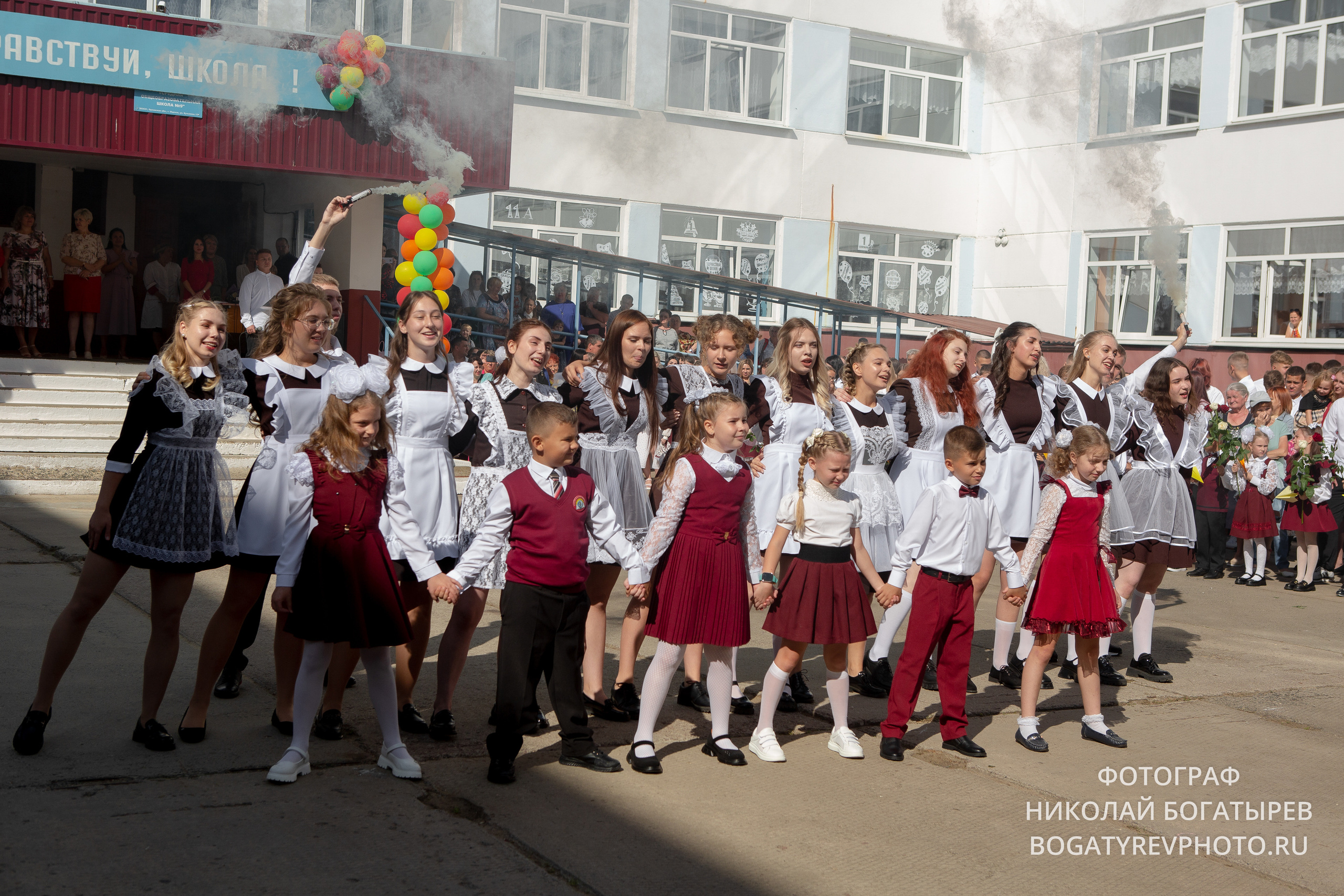 «1 Сентября " 9 школа. Профессиональный фотограф в Мценске и Орловской области