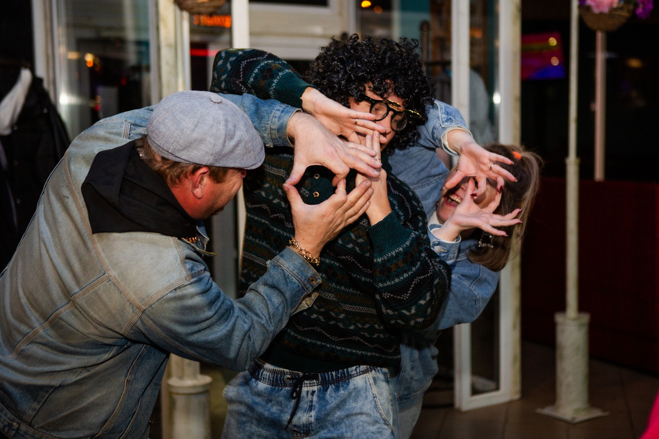 КВИЗ ВЕЧЕРИНКА в стиле 90-х. Профессиональный фотограф в Мценске и Орловской области