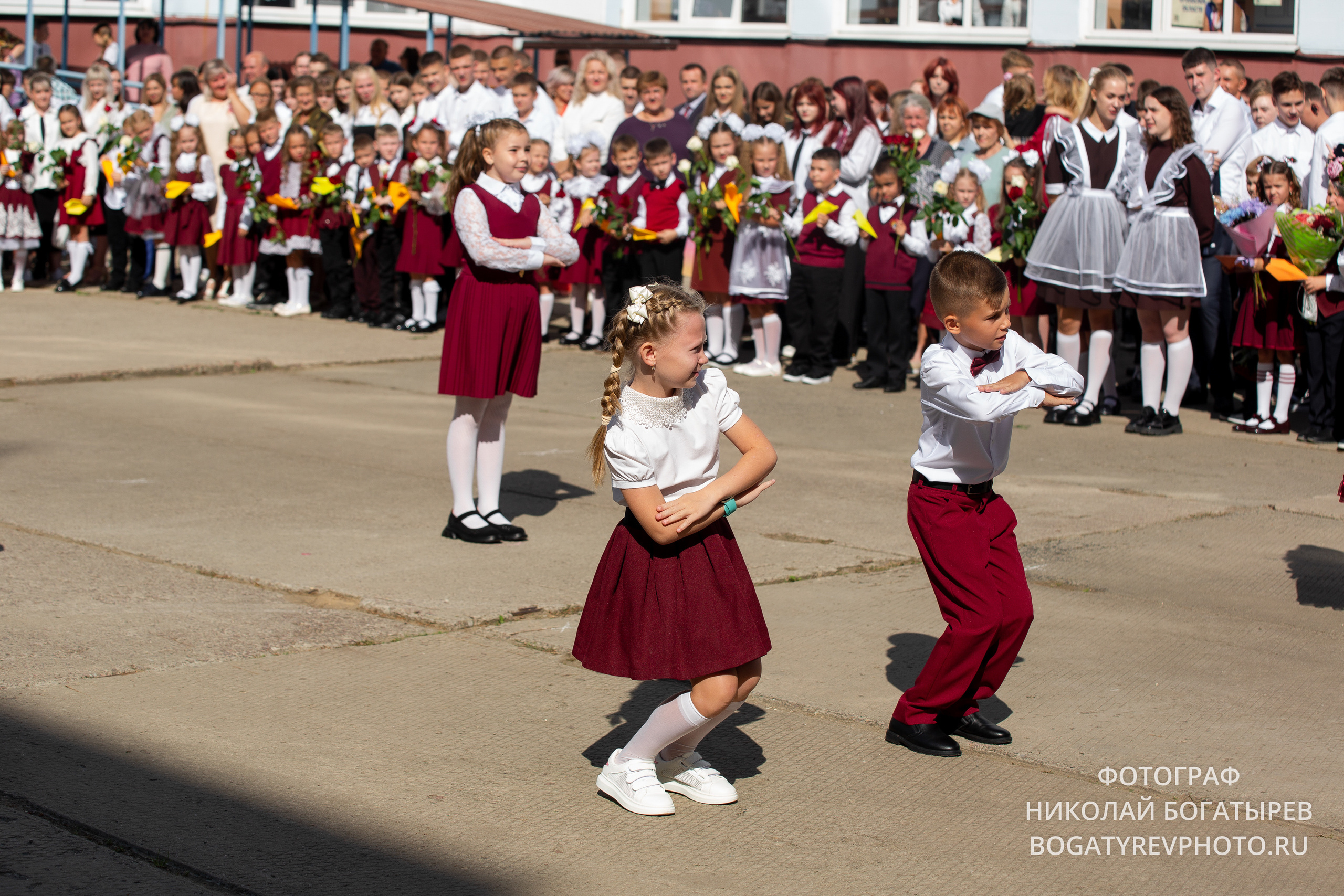 «1 Сентября " 9 школа. Профессиональный фотограф в Мценске и Орловской области