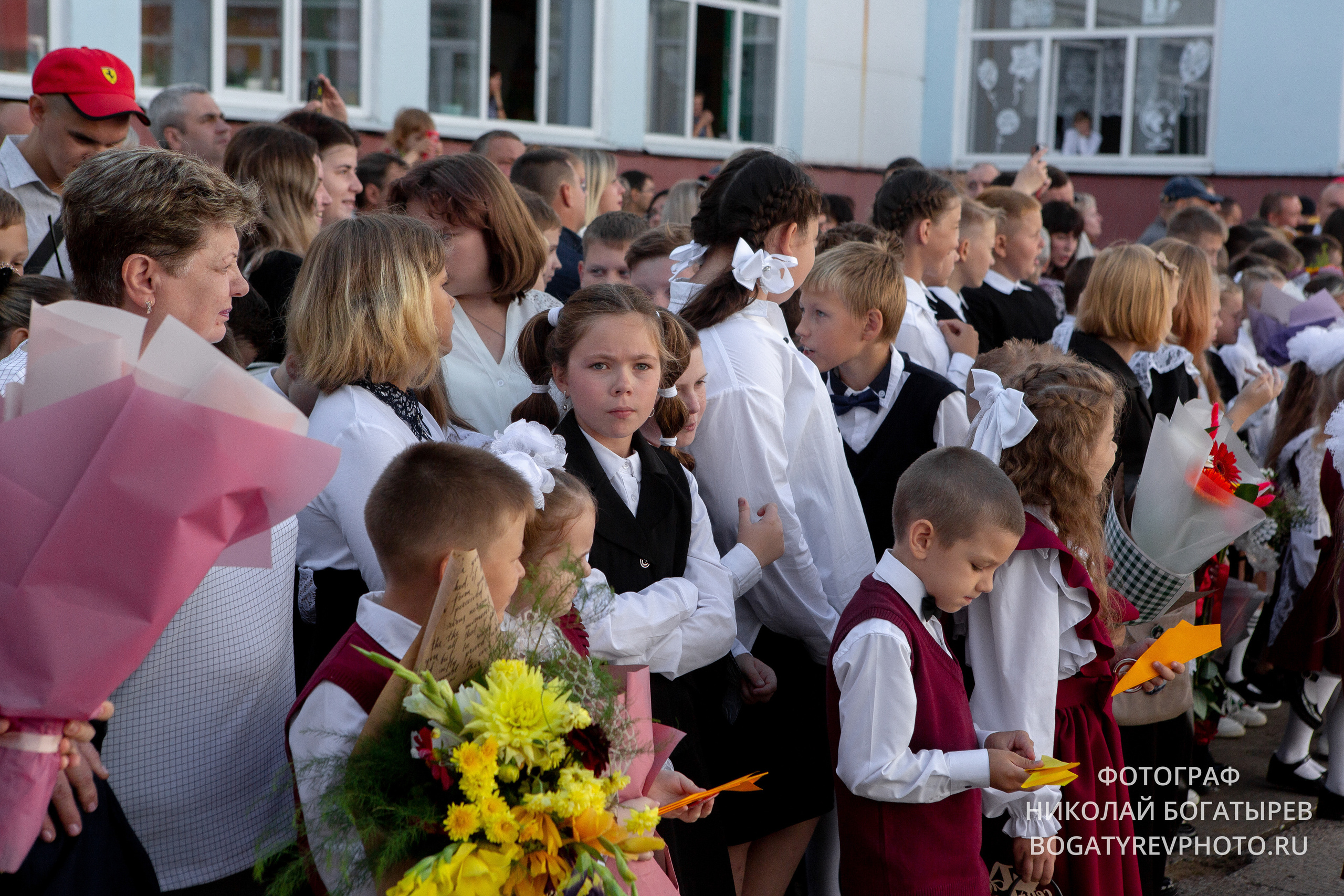 «1 Сентября " 9 школа. Профессиональный фотограф в Мценске и Орловской области