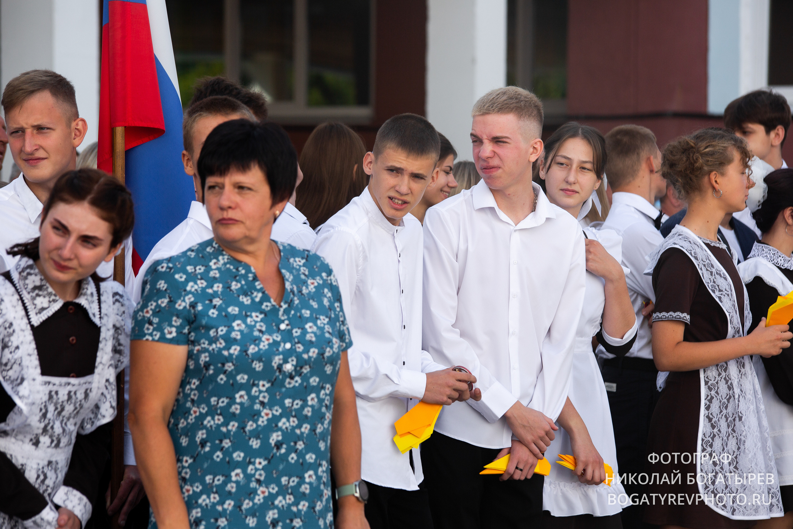«1 Сентября " 9 школа. Профессиональный фотограф в Мценске и Орловской области