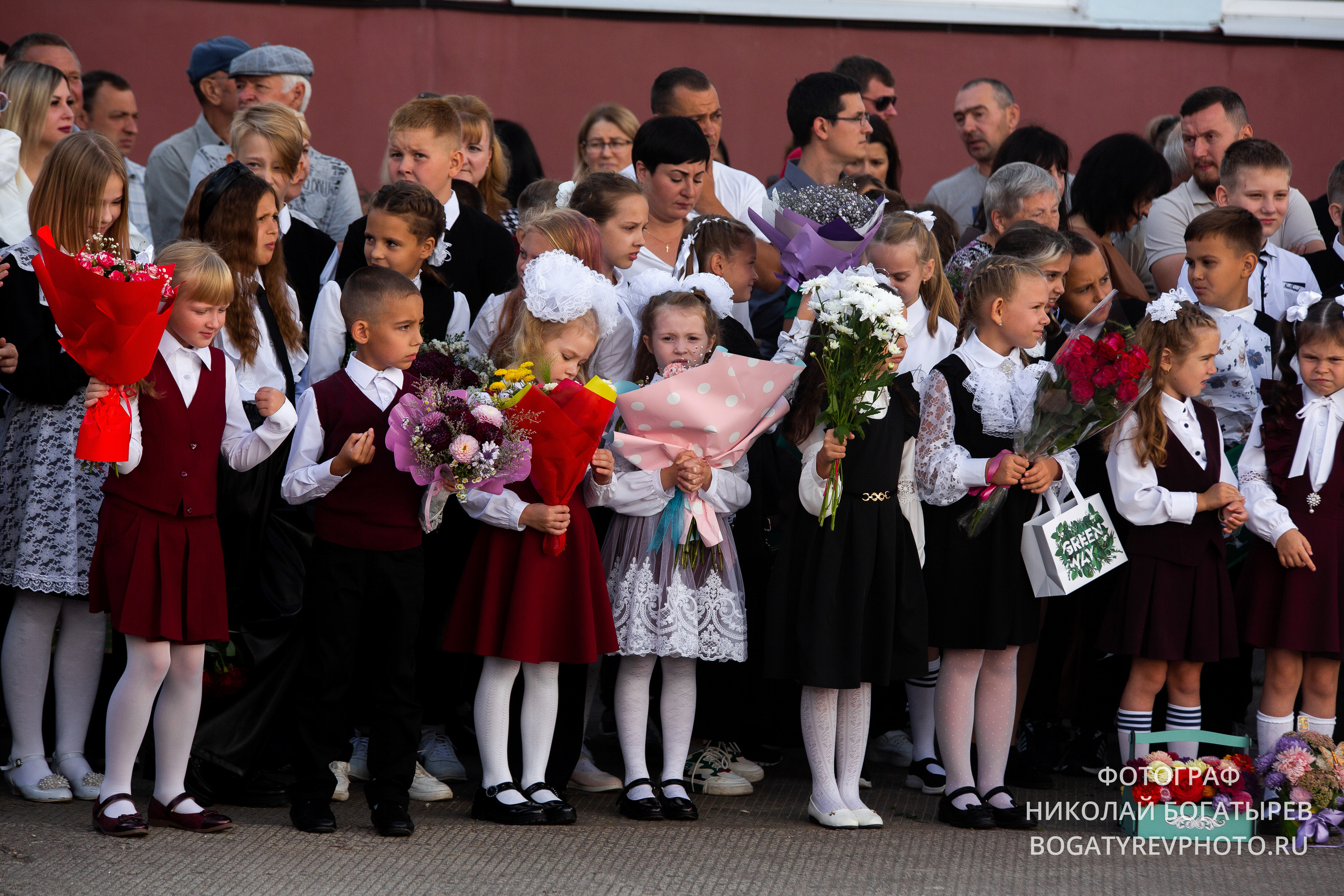 «1 Сентября " 9 школа. Профессиональный фотограф в Мценске и Орловской области