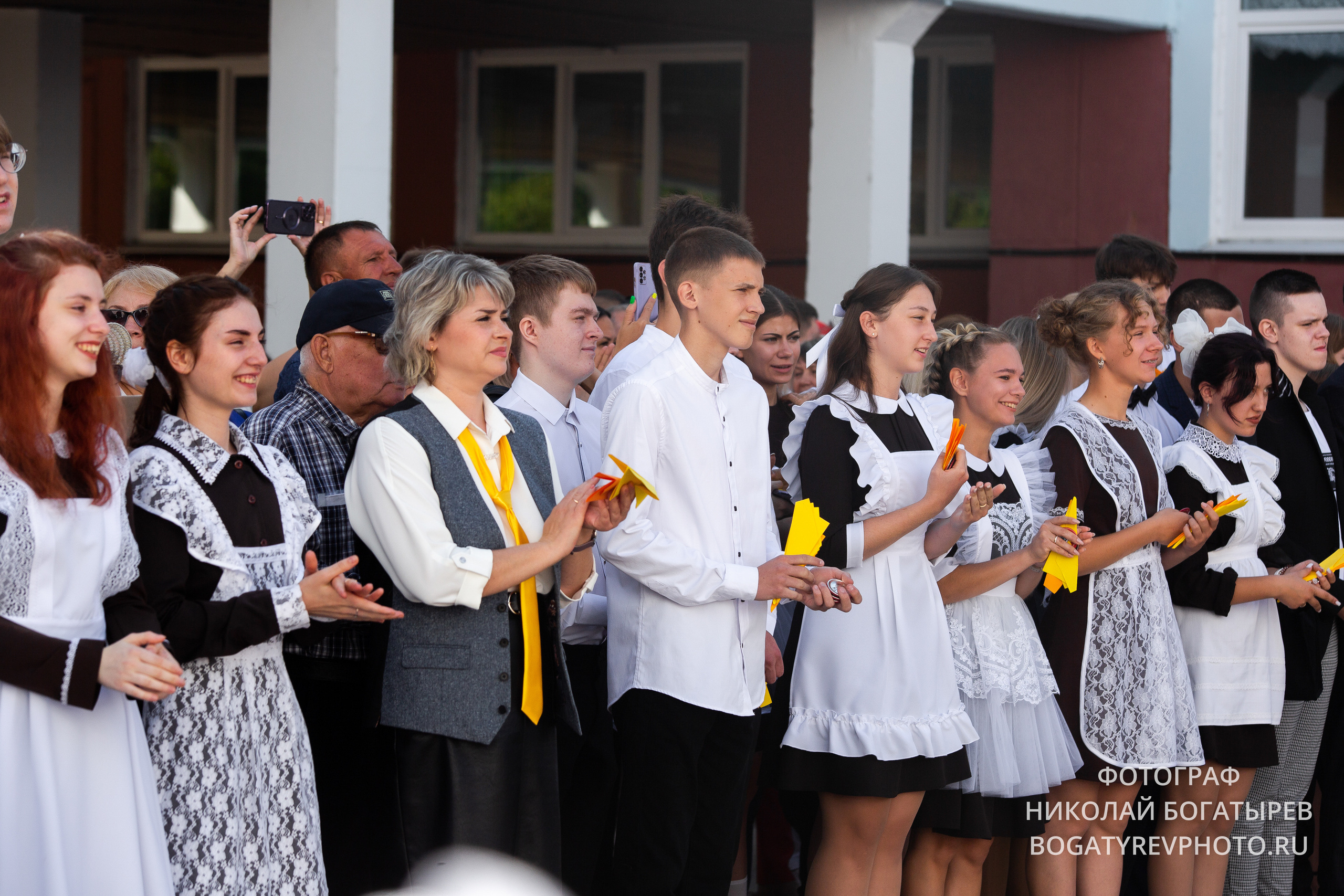 «1 Сентября " 9 школа. Профессиональный фотограф в Мценске и Орловской области