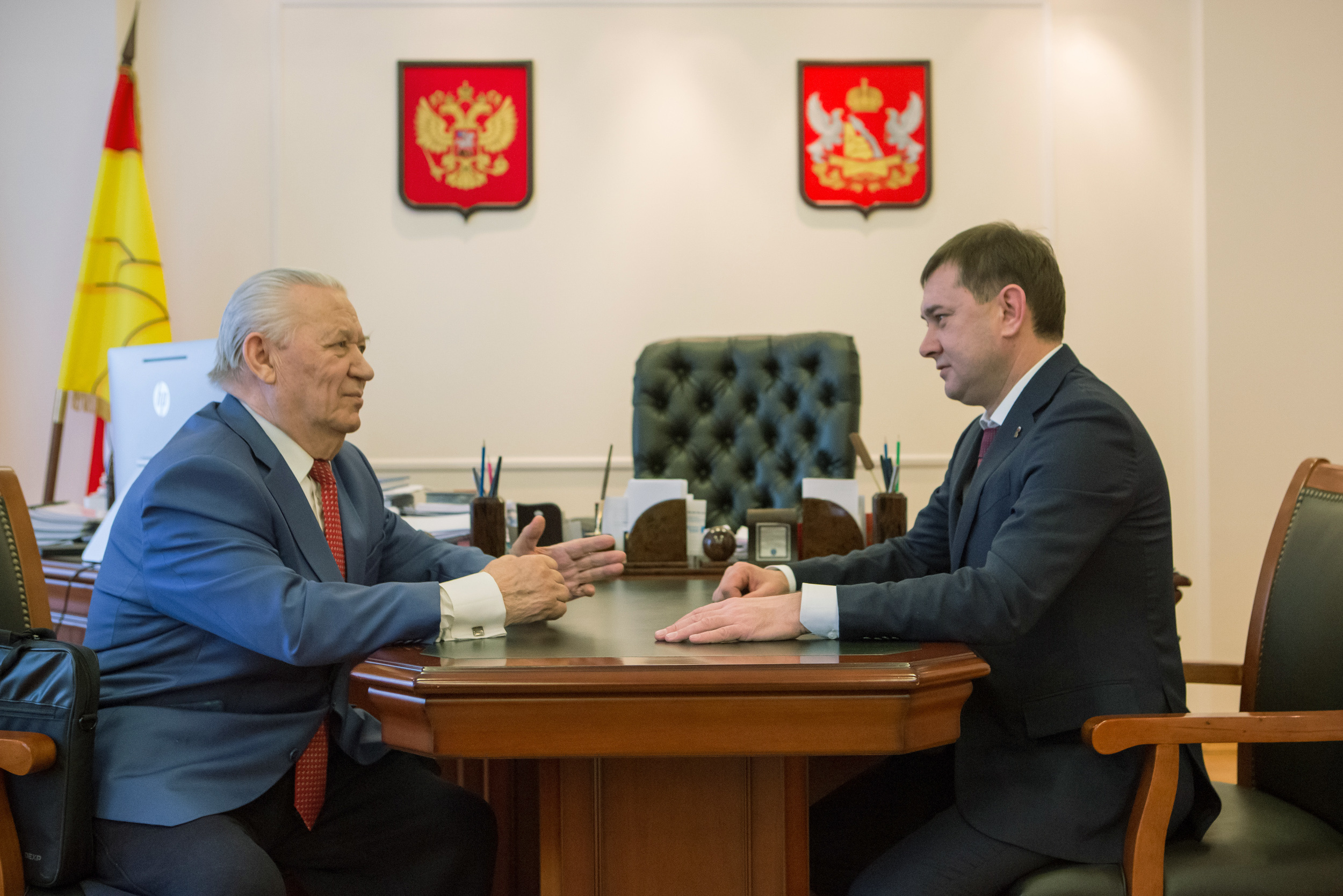 Officials. Porto Photographer Kristina Brazhnikova