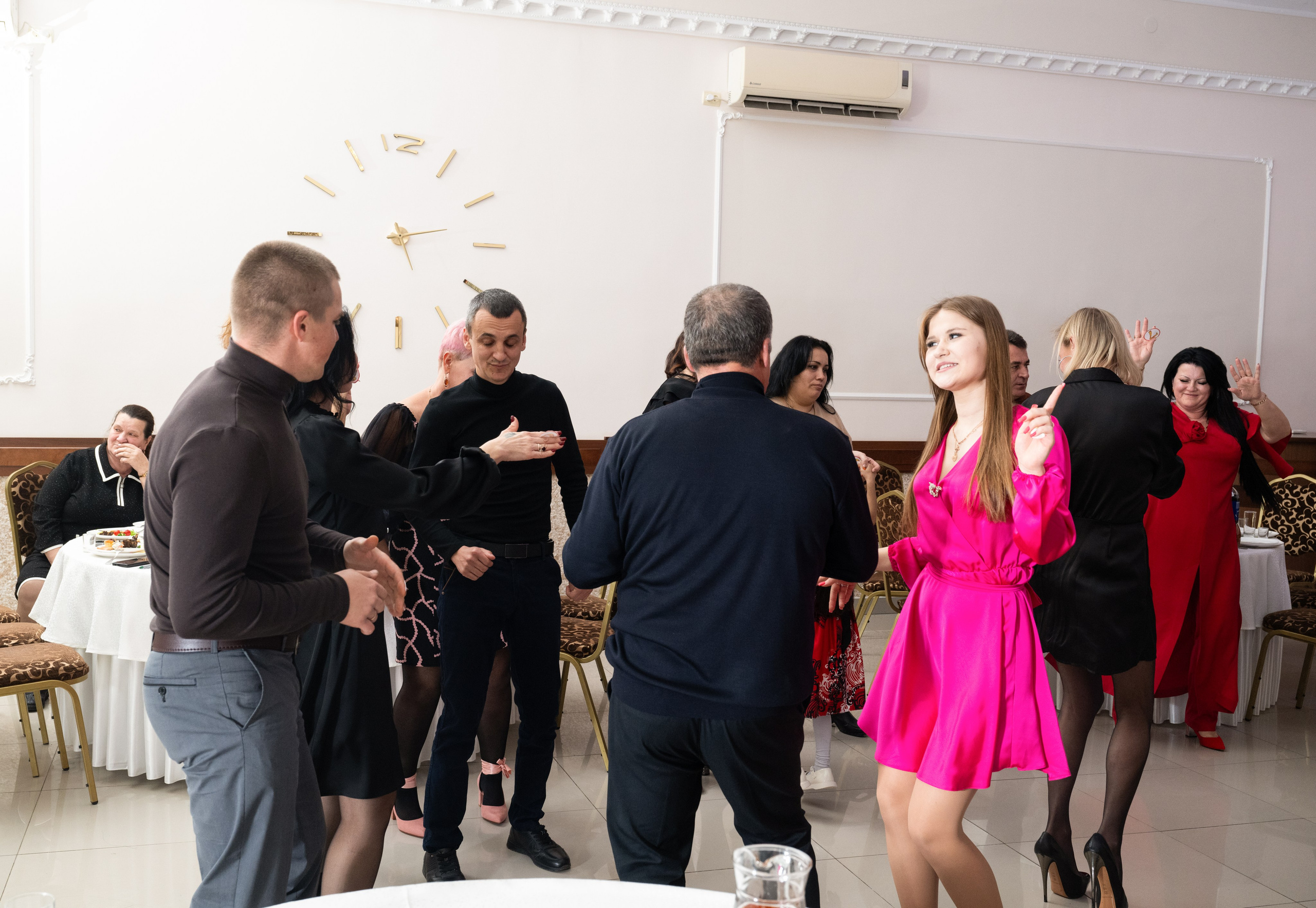 Юбилеи и Корпоративы. Студийный и свадебный фотограф и видеограф в Севастополе — Юлия Макаренко