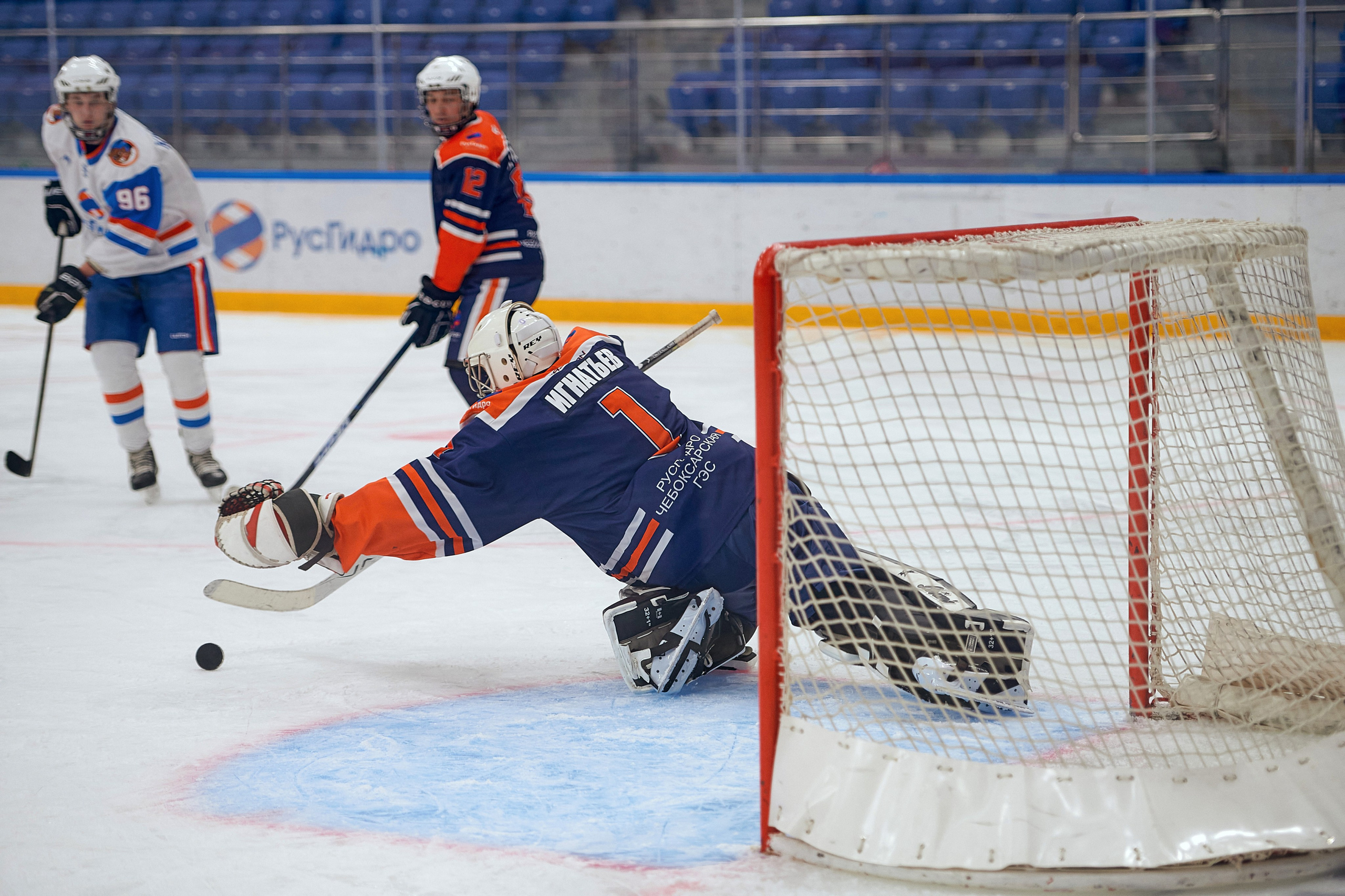 Портфолио репортажной фотосъёмки: Кристалл арена — Хоккей — РусГидро. Фотограф Яковлев Роман — Красноярск