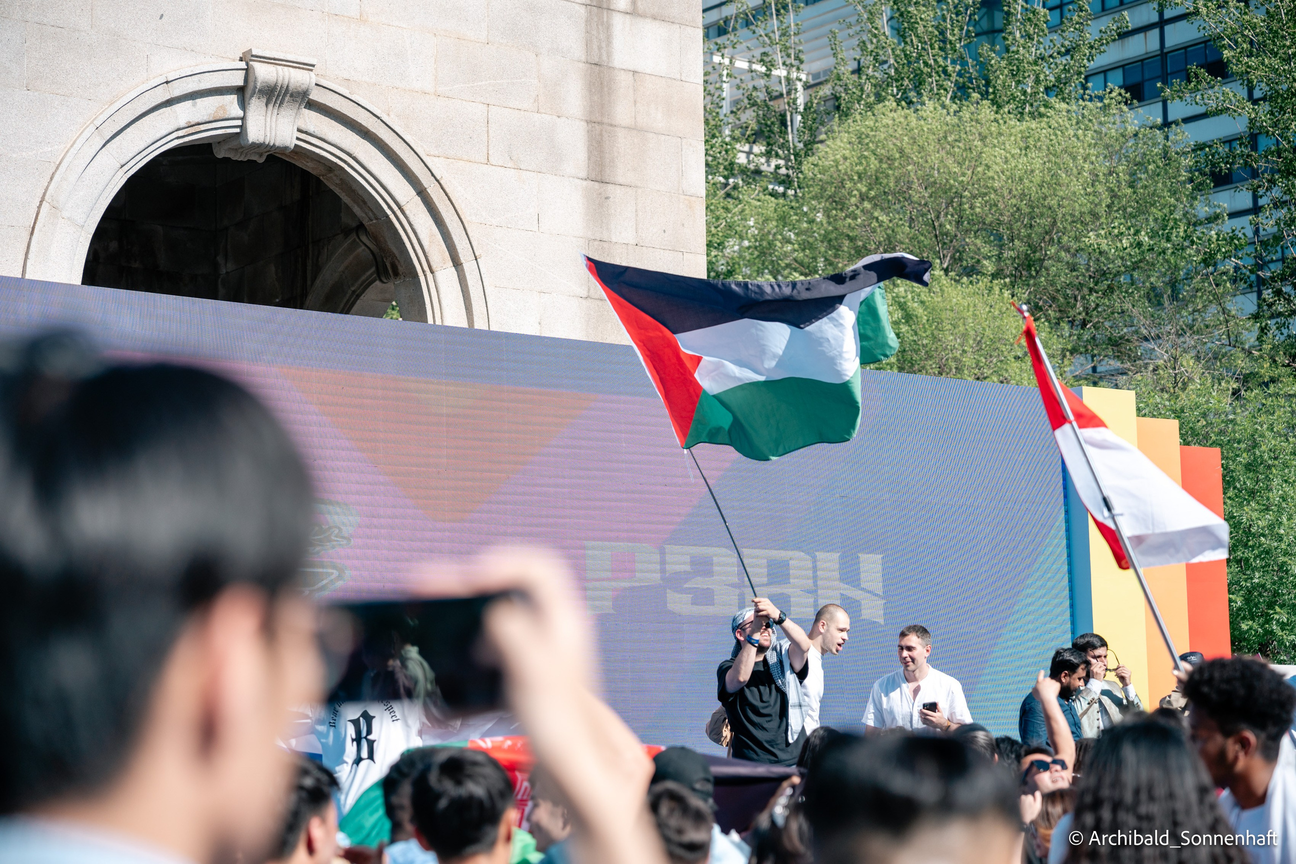 TJU Cultural Festival. Photographer in Guangzhou, China. Archibald Sonnenhaft