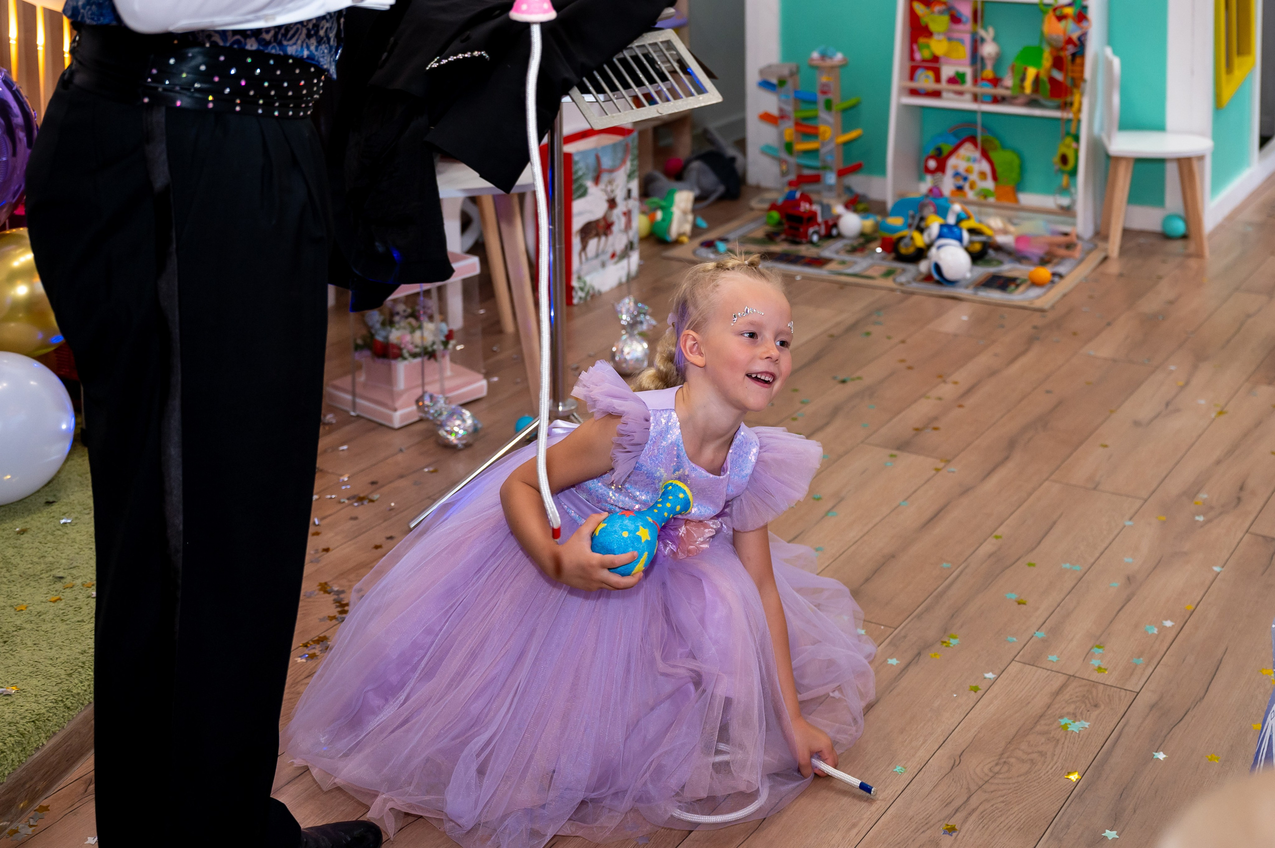 ДР в лофте с фокусником