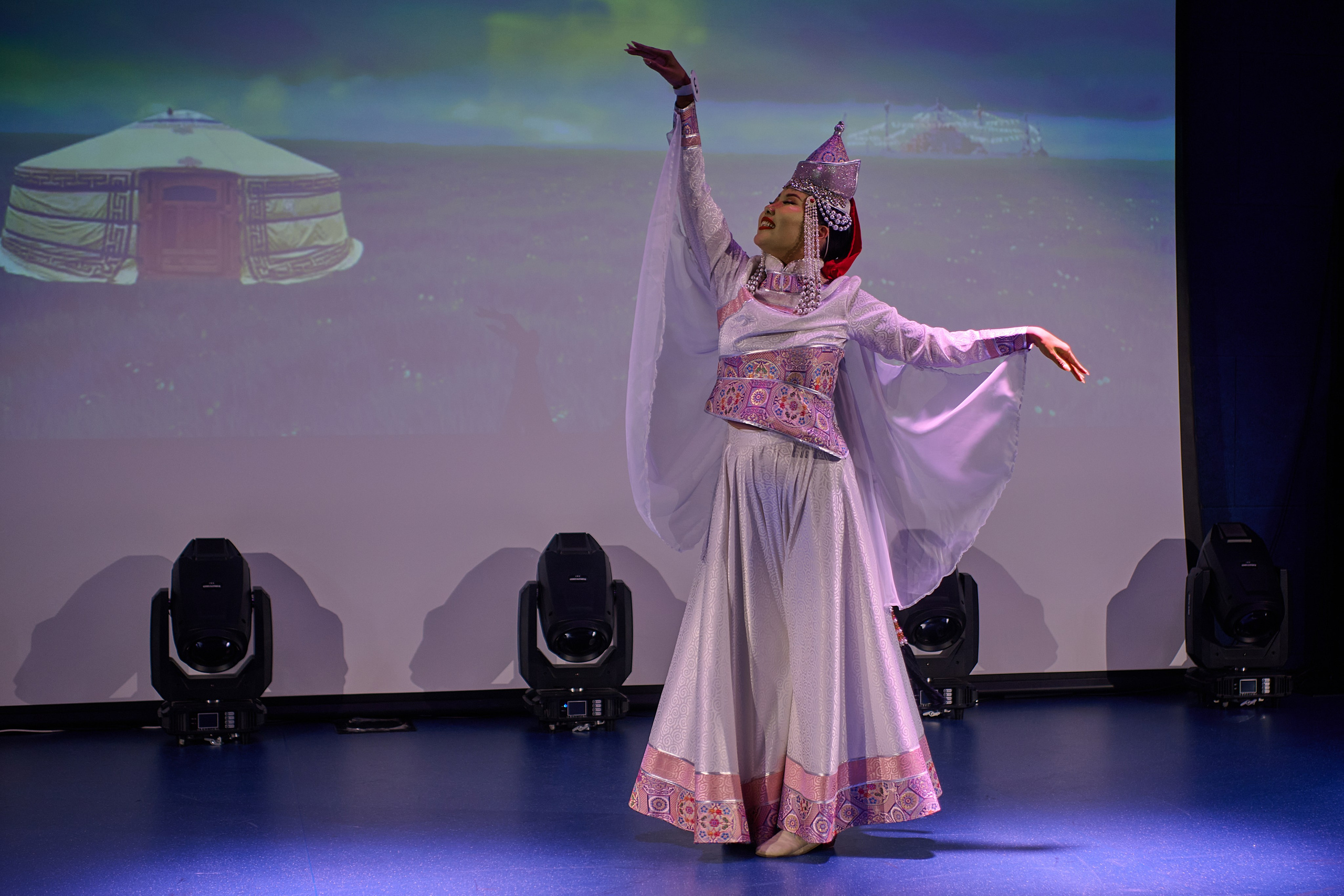 Миссис Азия 2025 (Москва). Репортаж | фотосъемка в Москве и РФ | Фотограф Александр Емелькин