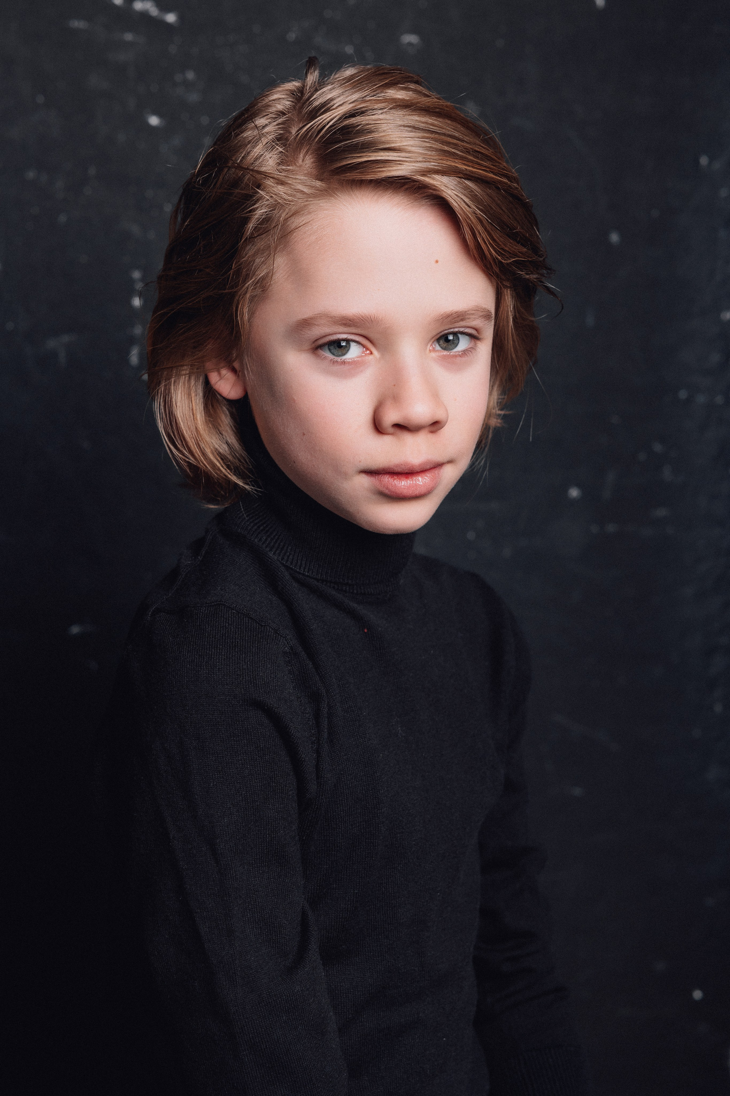 ГЛЕБ. Я фотограф из Москвы к Вашим услугам