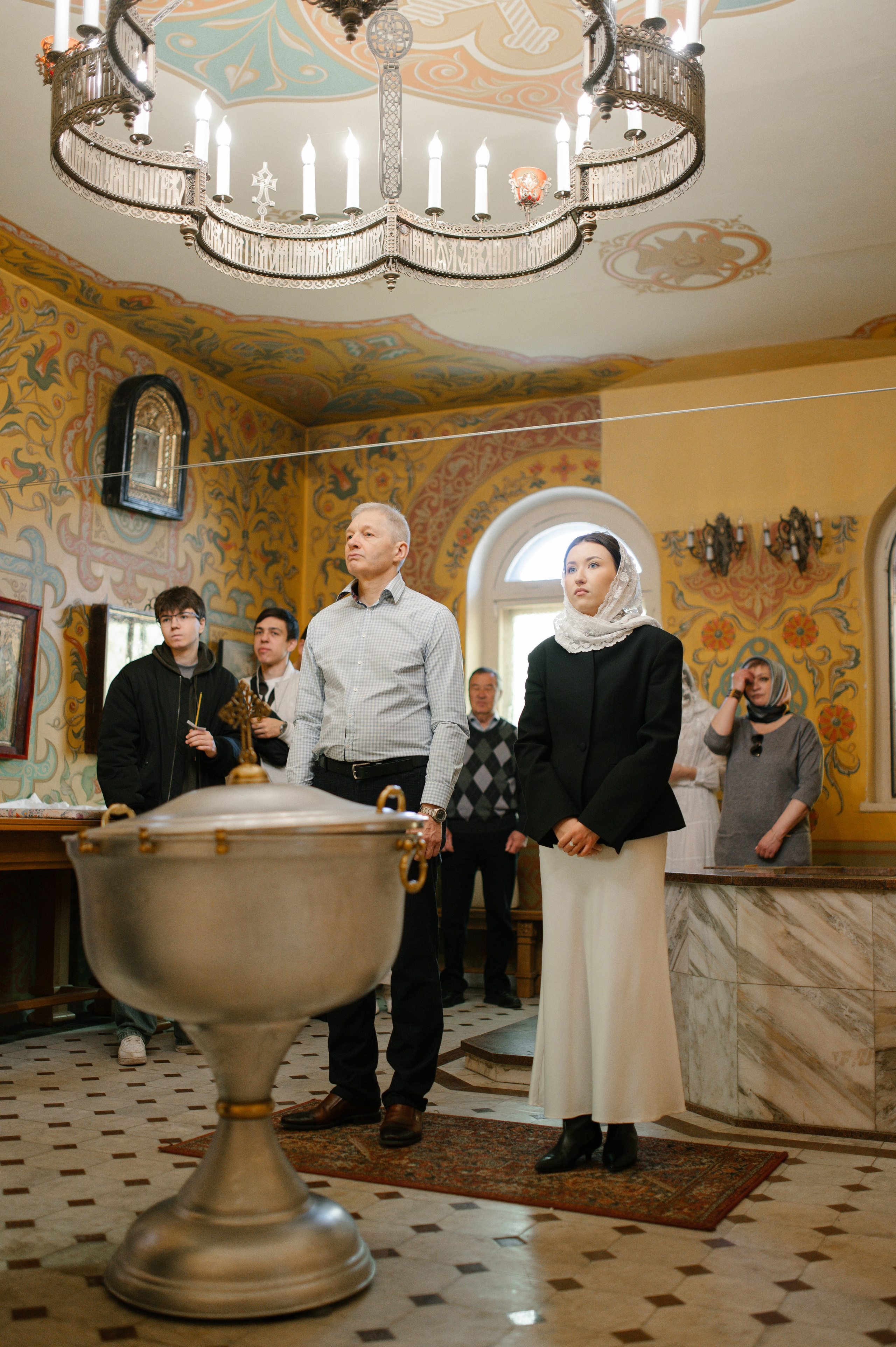 Крещение в Храме Воздвижения Креста Господня в Алтуфьеве. Семейный и свадебный фотограф в Москве Татьяна Николаева