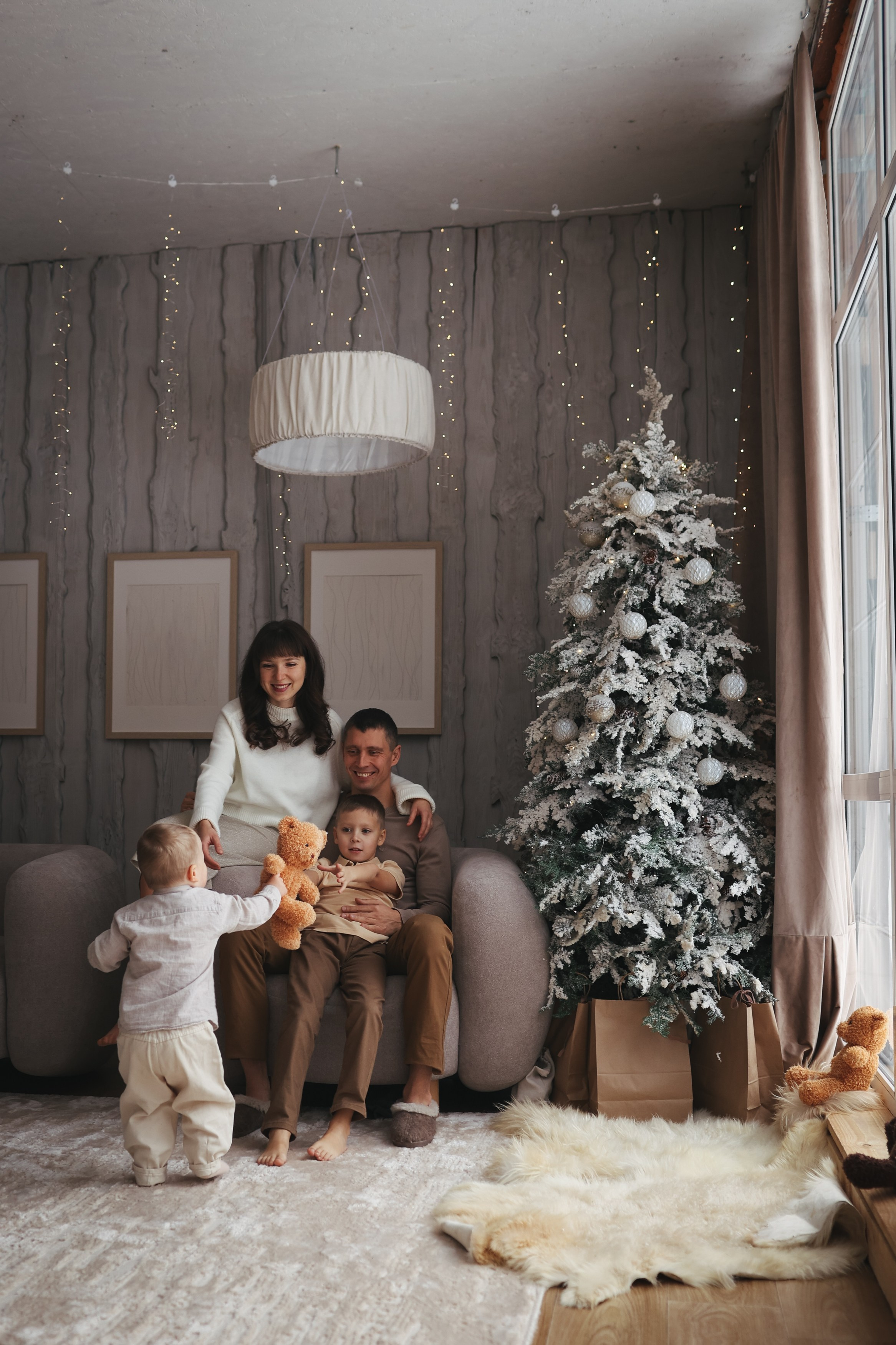 Новый год новогодняя фотосессия семейная фотосесиия. Фотограф Владимир Москва