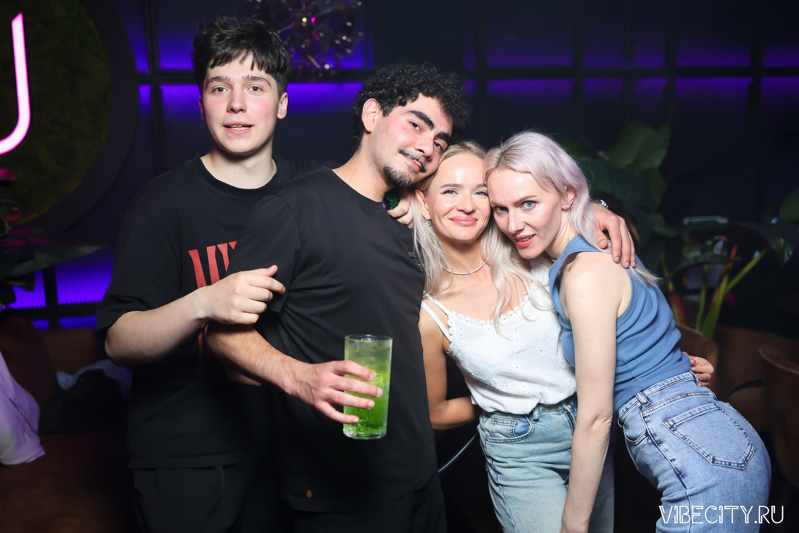 DOUBLE U. VIBECITY.RU Вайб Сити Ру Фоторепортажи Фотоотчеты Калининград