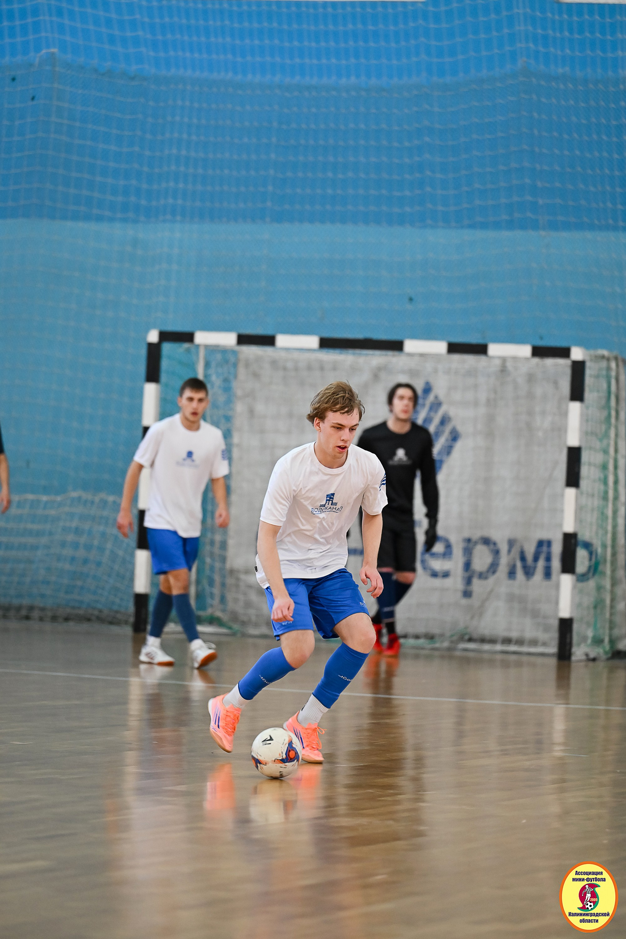 Корпоративная Бизнес Лига по футзалу — Весна 2026. VIBECITY.RU Вайб Сити Ру Фоторепортажи Фотоотчеты Калининград