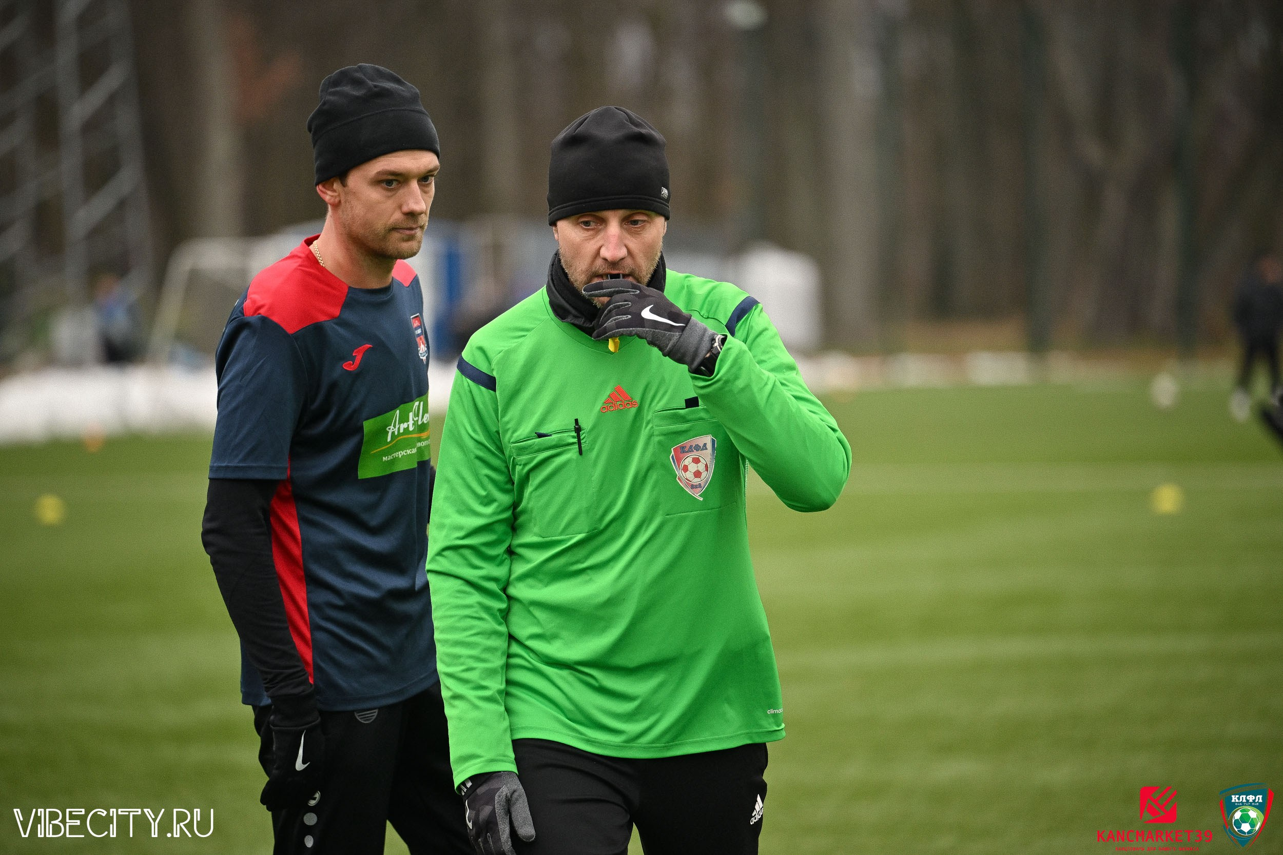 XX ЧЕМПИОНАТ КАЛИНИНГРАДСКОЙ ЛФЛ КАНЦМАРКЕТ39 сезона 2024–2025 гг. VIBECITY.RU Вайб Сити Ру Фоторепортажи Фотоотчеты Калининград