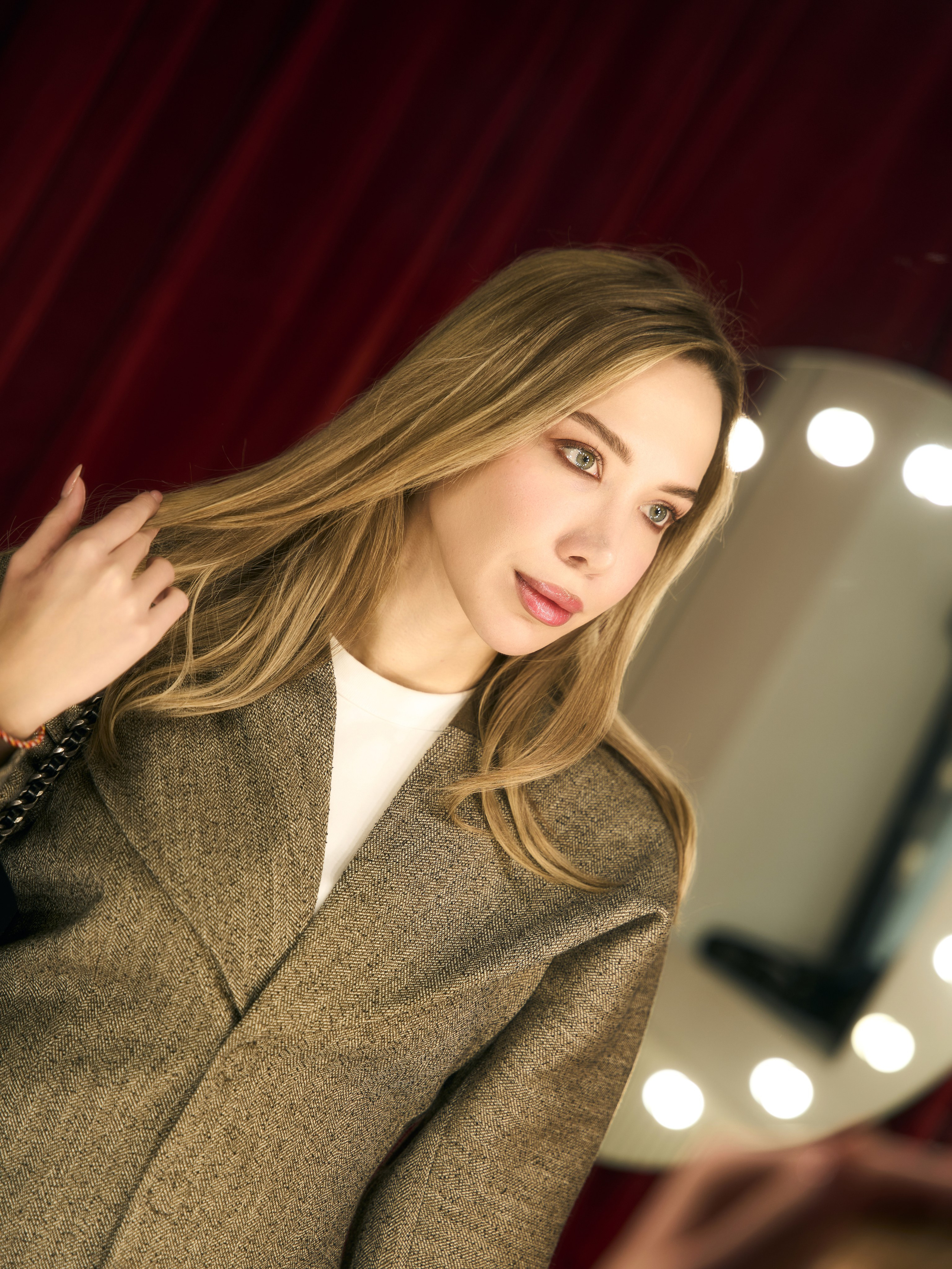 KRYGINA STUDIO X PEOPLETALK. ART фотограф NBIRDIE