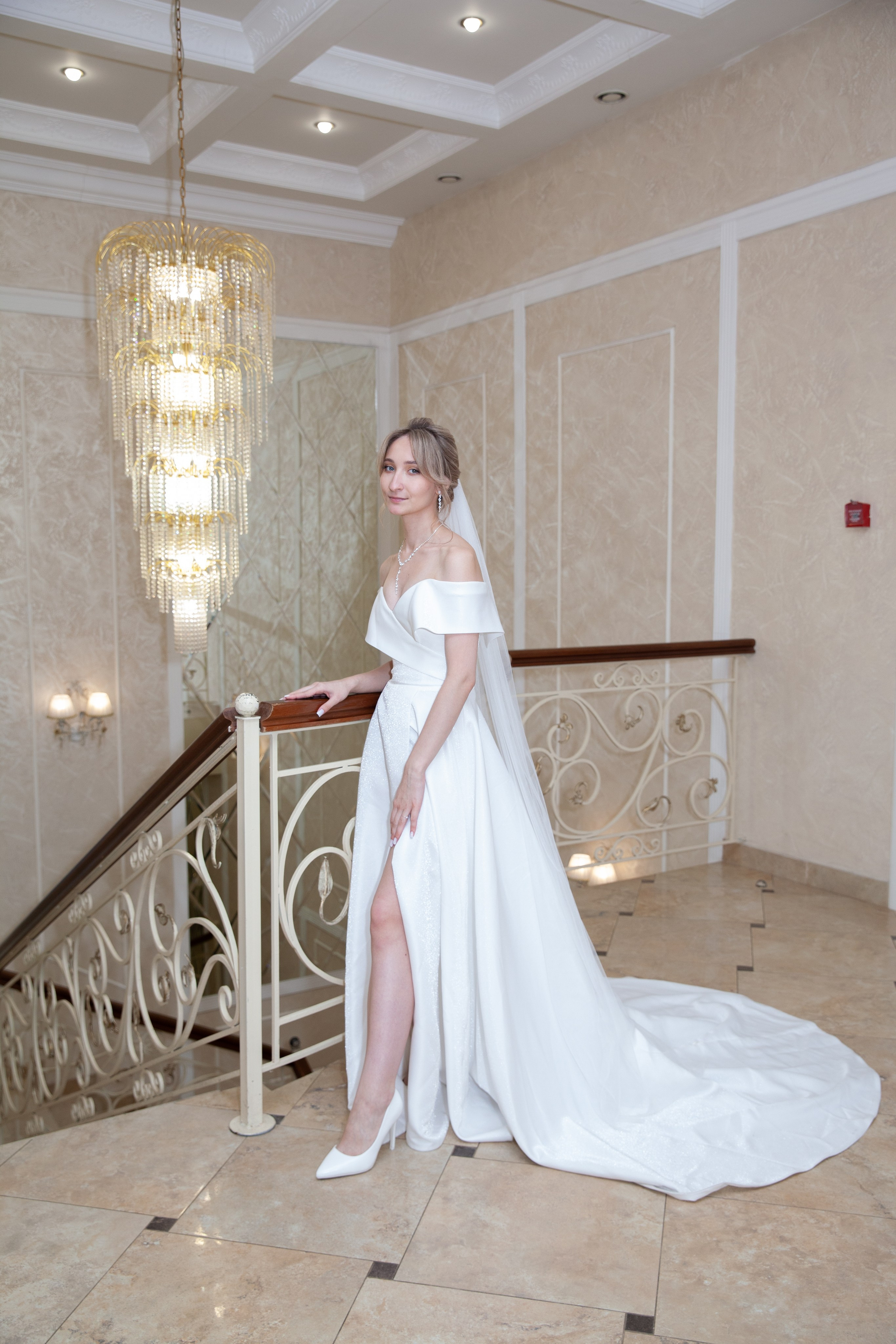 Свадебная фотосессия в отеле Ареал. Фотограф в Железнодорожном и Балашихе