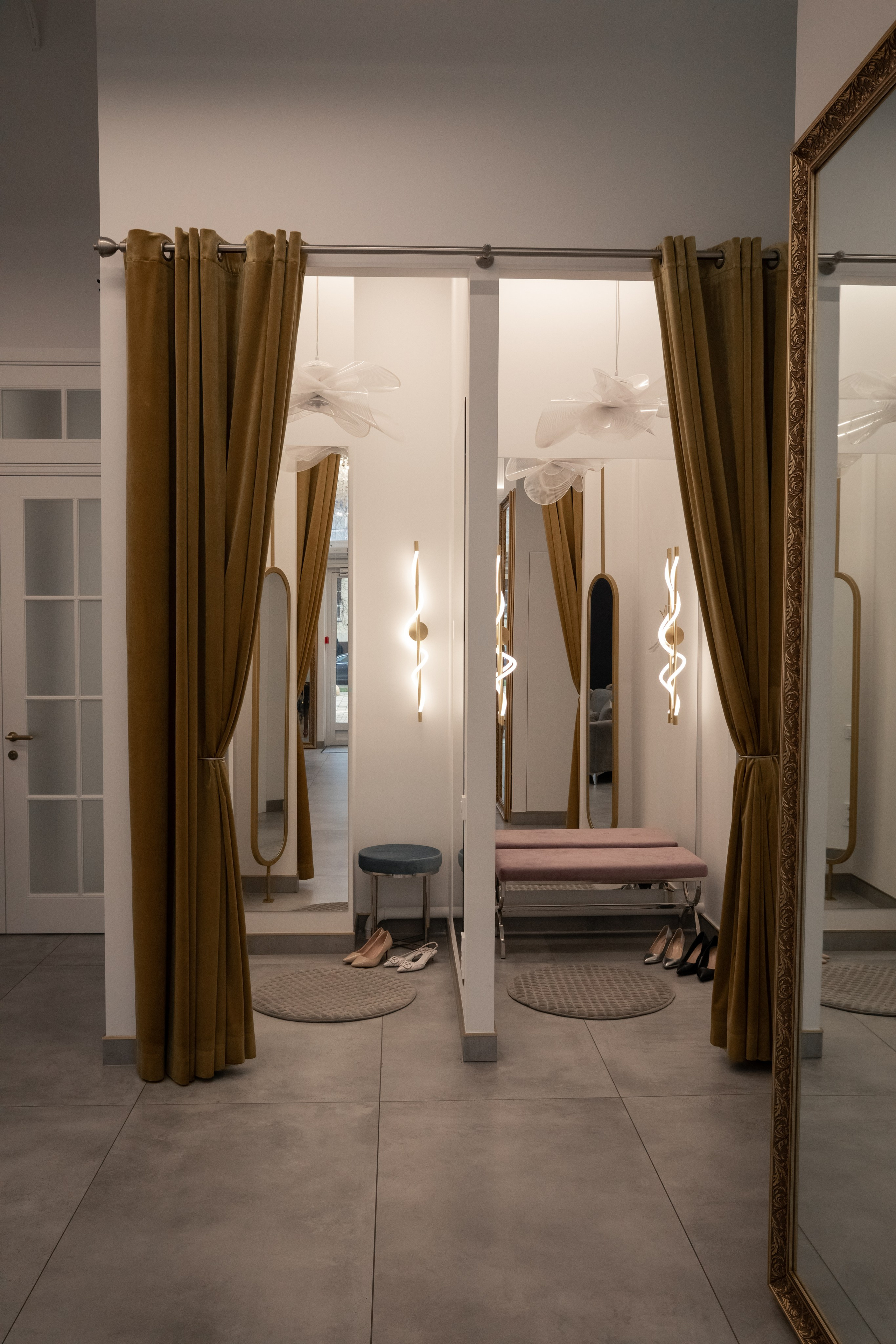 EDGE | Интерьер Бутика. Alexey Sentyurin, brands and business photographer in Moscow