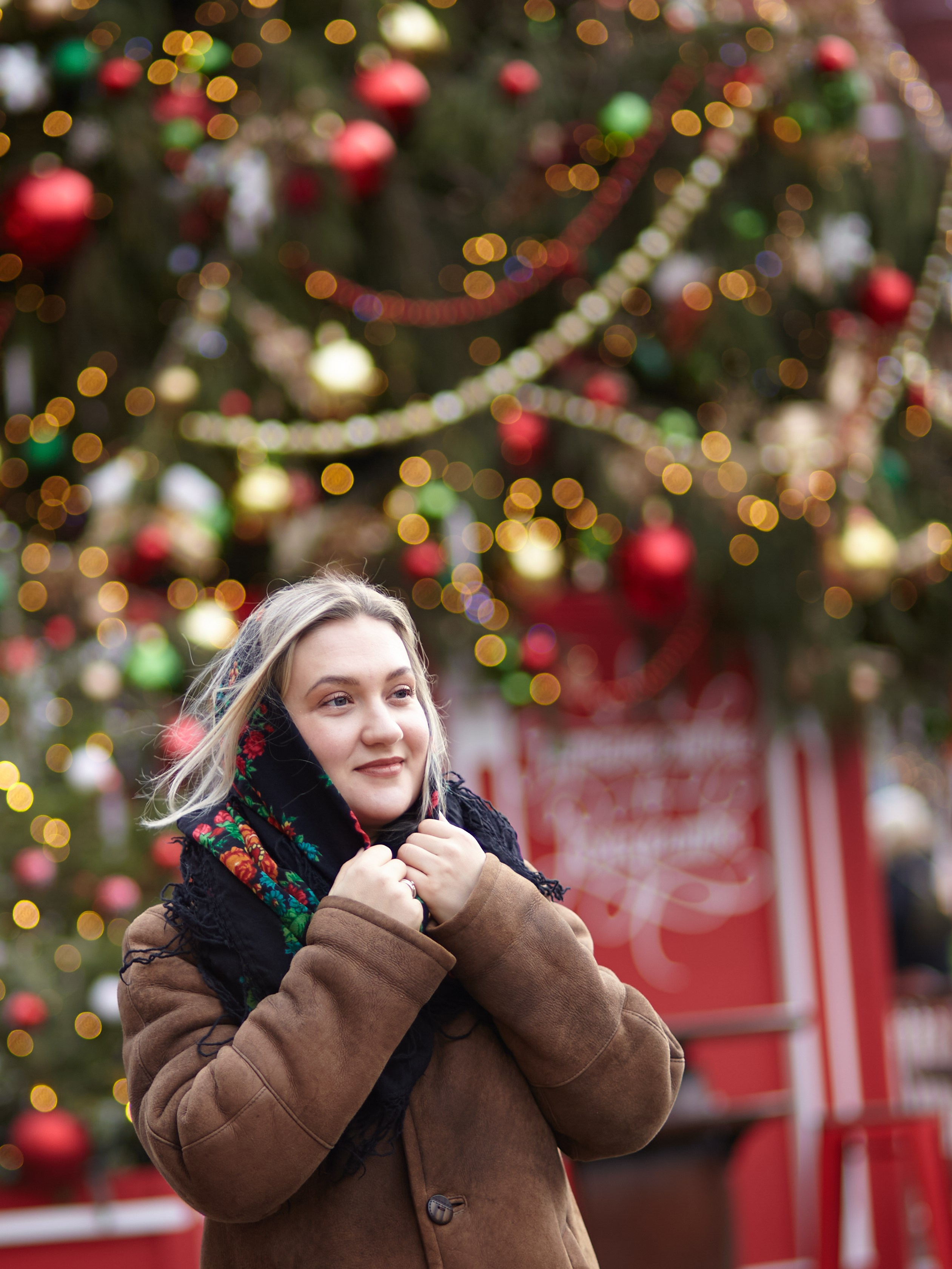Юлия — потретная фотосессия на манежной площади. Анастасия, Фотограф женского портрета и беременности в стиле vogue