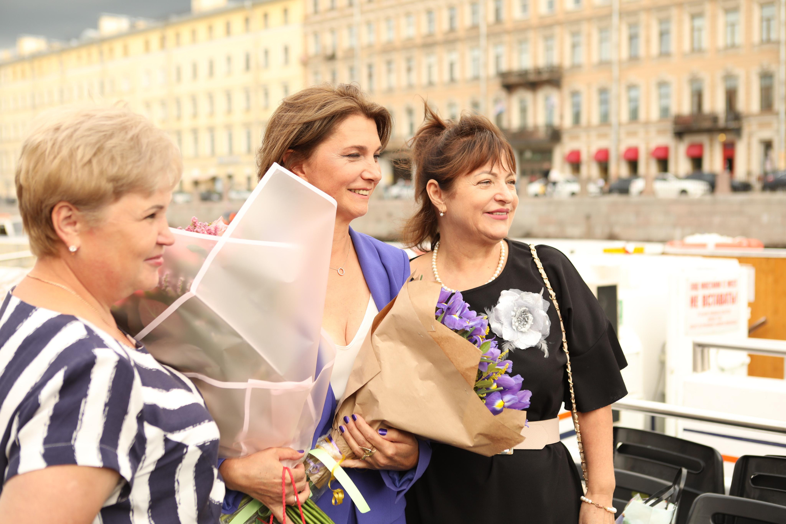 Фотосъемка дня рождения на теплоходе в СПб. Семейный и свадебный фотограф в Санкт-Петербурге Таша Семёнова