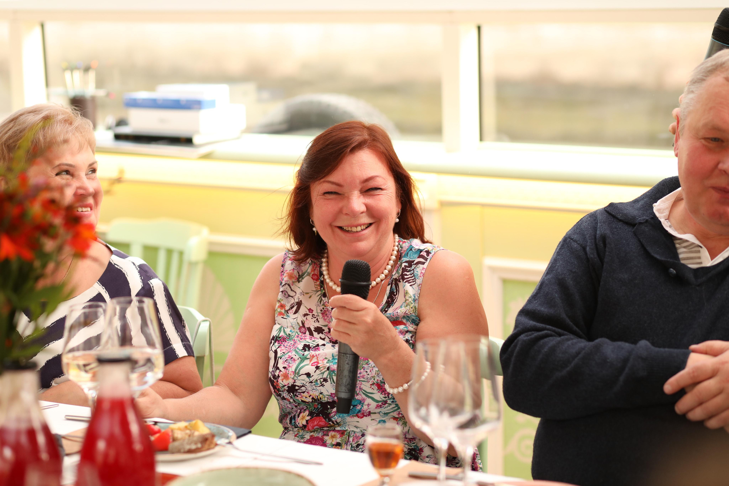 Фотосъемка дня рождения на теплоходе в СПб. Семейный и свадебный фотограф в Санкт-Петербурге Таша Семёнова