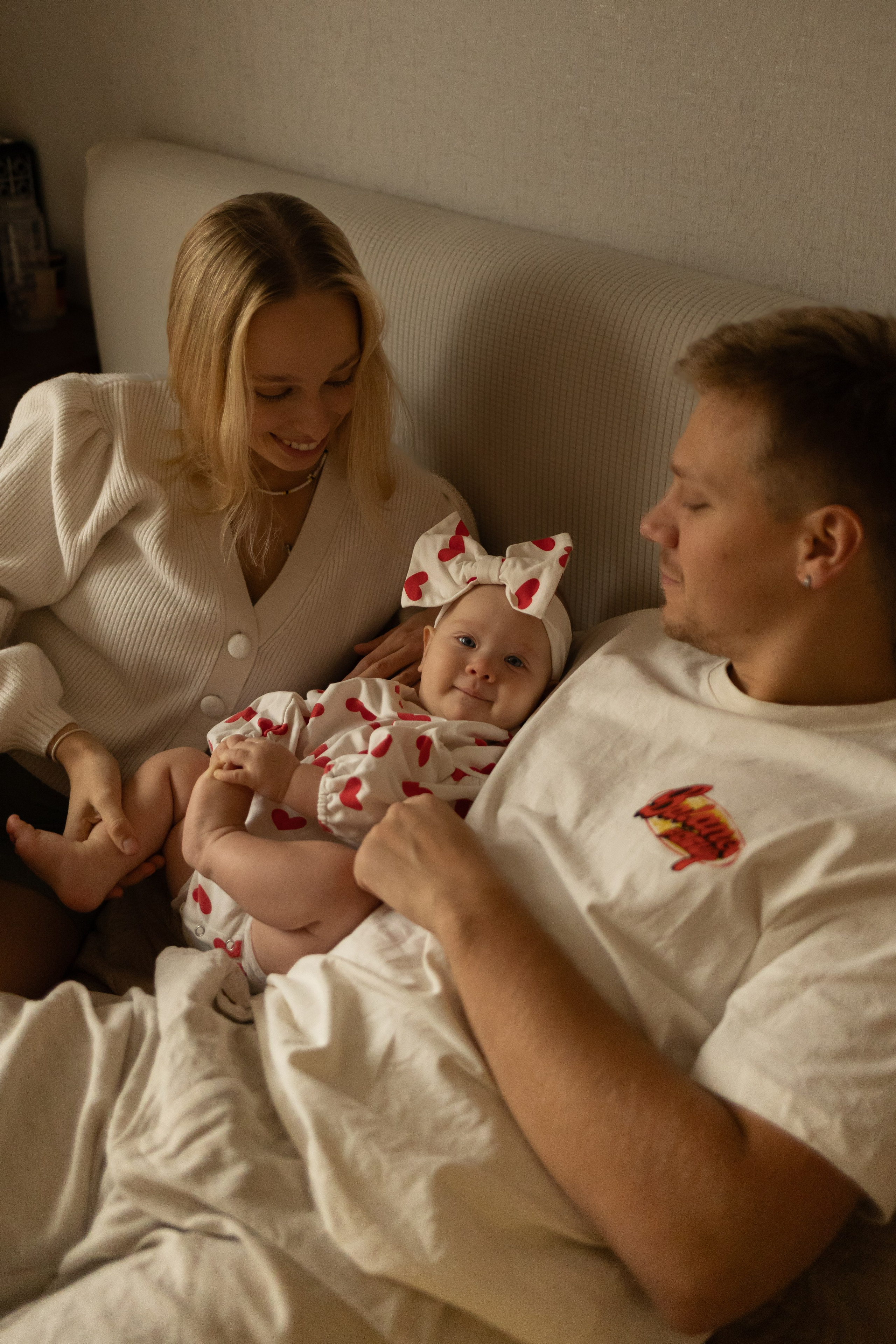 Семейная фотосессия Москва, семейный фотограф в Москве, семейная фотосессия, детский фотограф, семейная фотосессия дома, домашняя фотосессия с малышом, домашняя семейная фотосессия, фотосессия с малышом