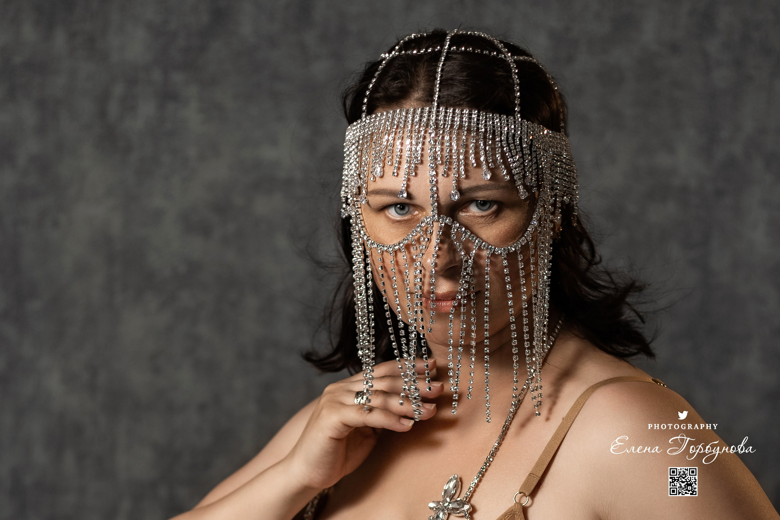 Моя мини студия. Авг.-сент 2024 г. Фотограф Пермь. Свадьбы. Семья и дети, школа, д. сад. Фотокниги